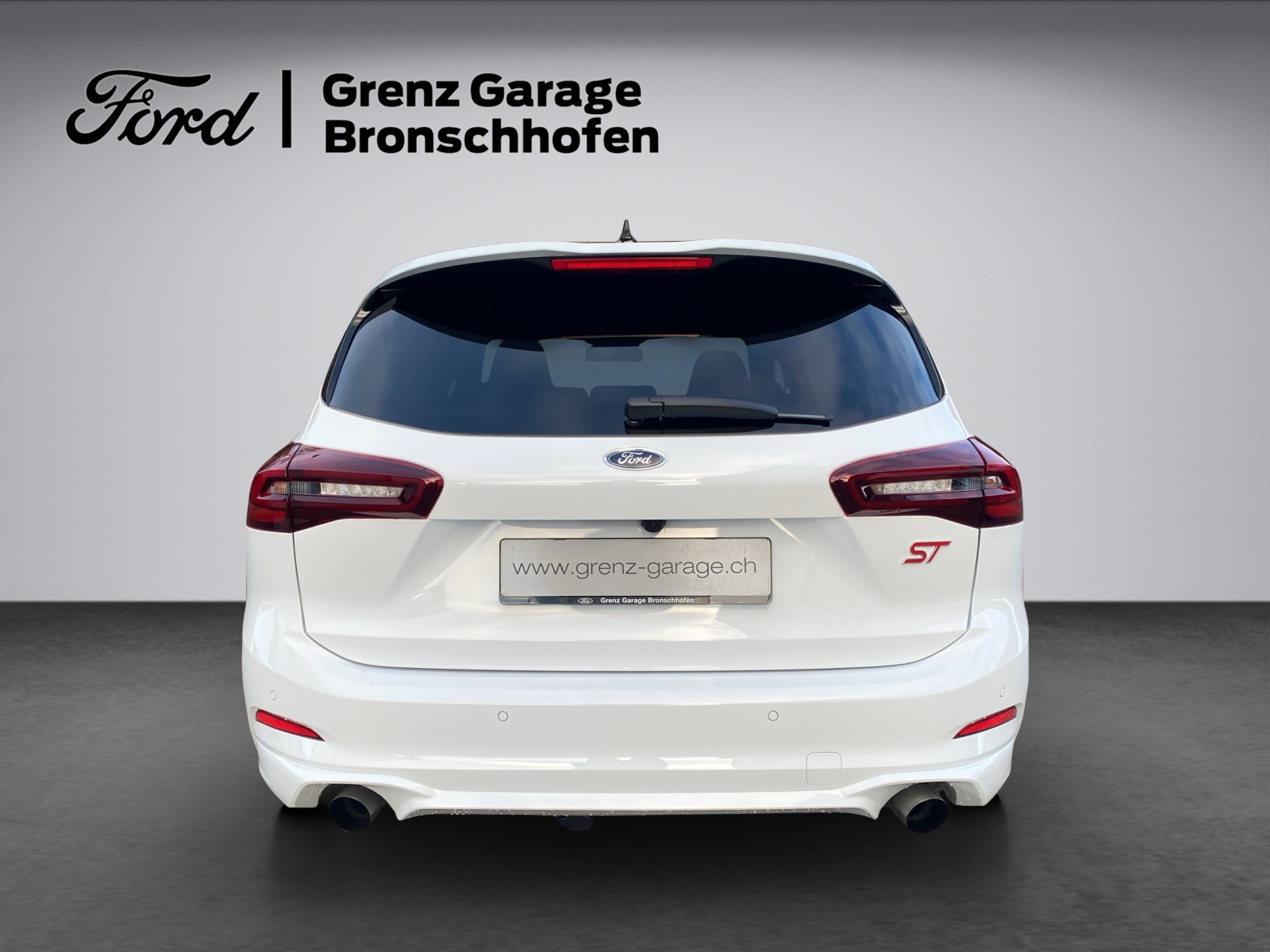 FORD Focus Station Wagon 2.3 EcoB ST X-image-4