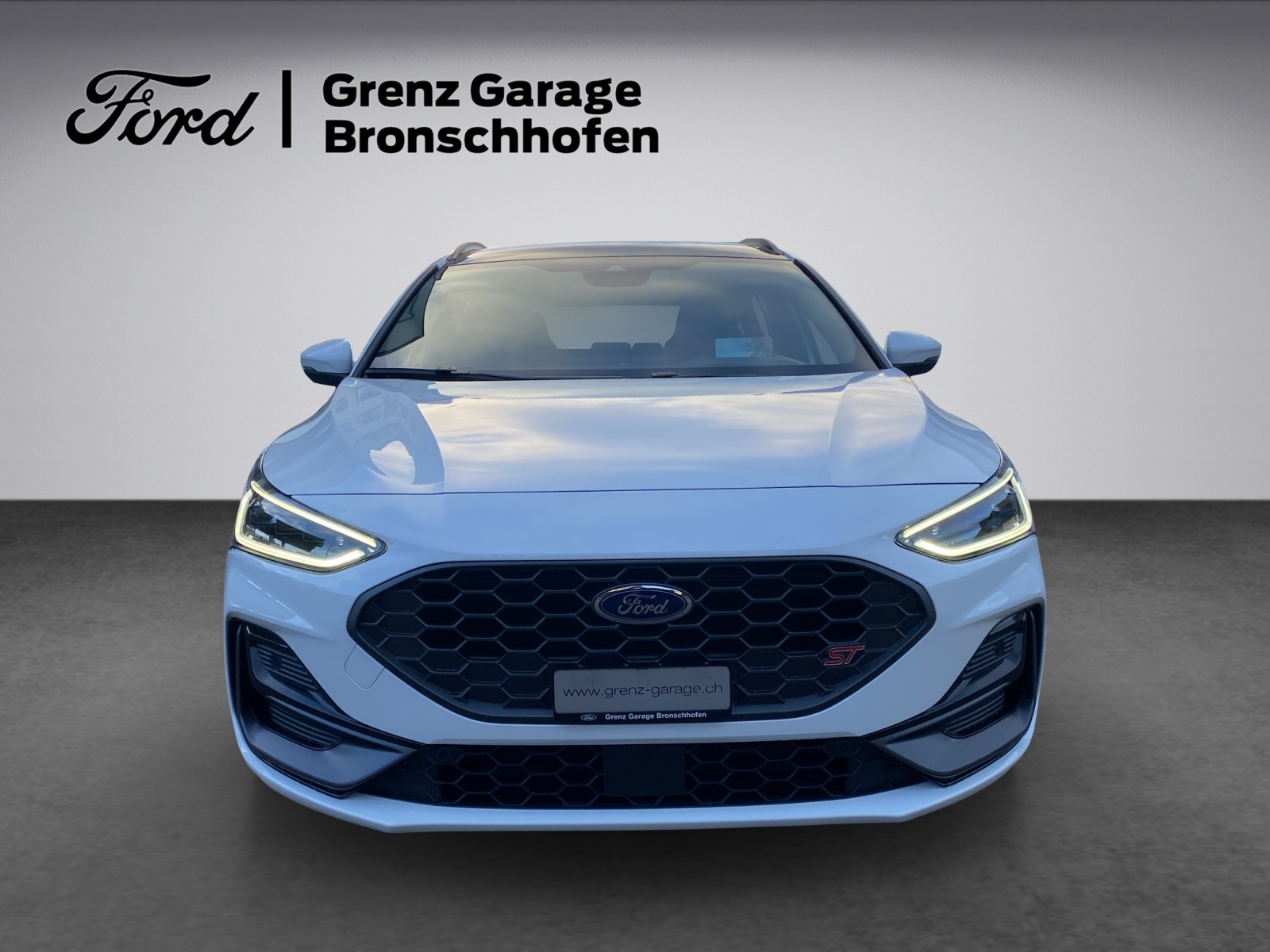FORD Focus Station Wagon 2.3 EcoB ST X-image-3