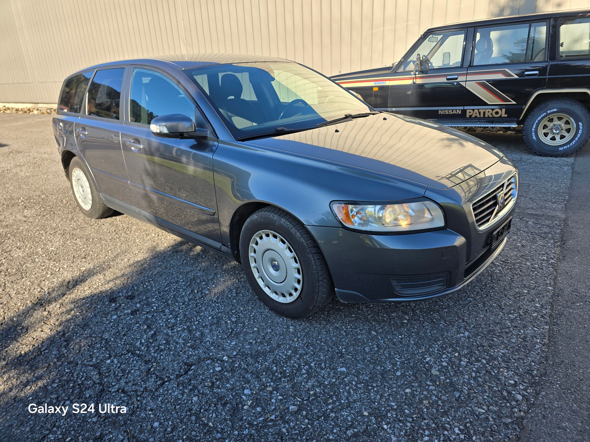 VOLVO V50 1.6D Summum-image-2