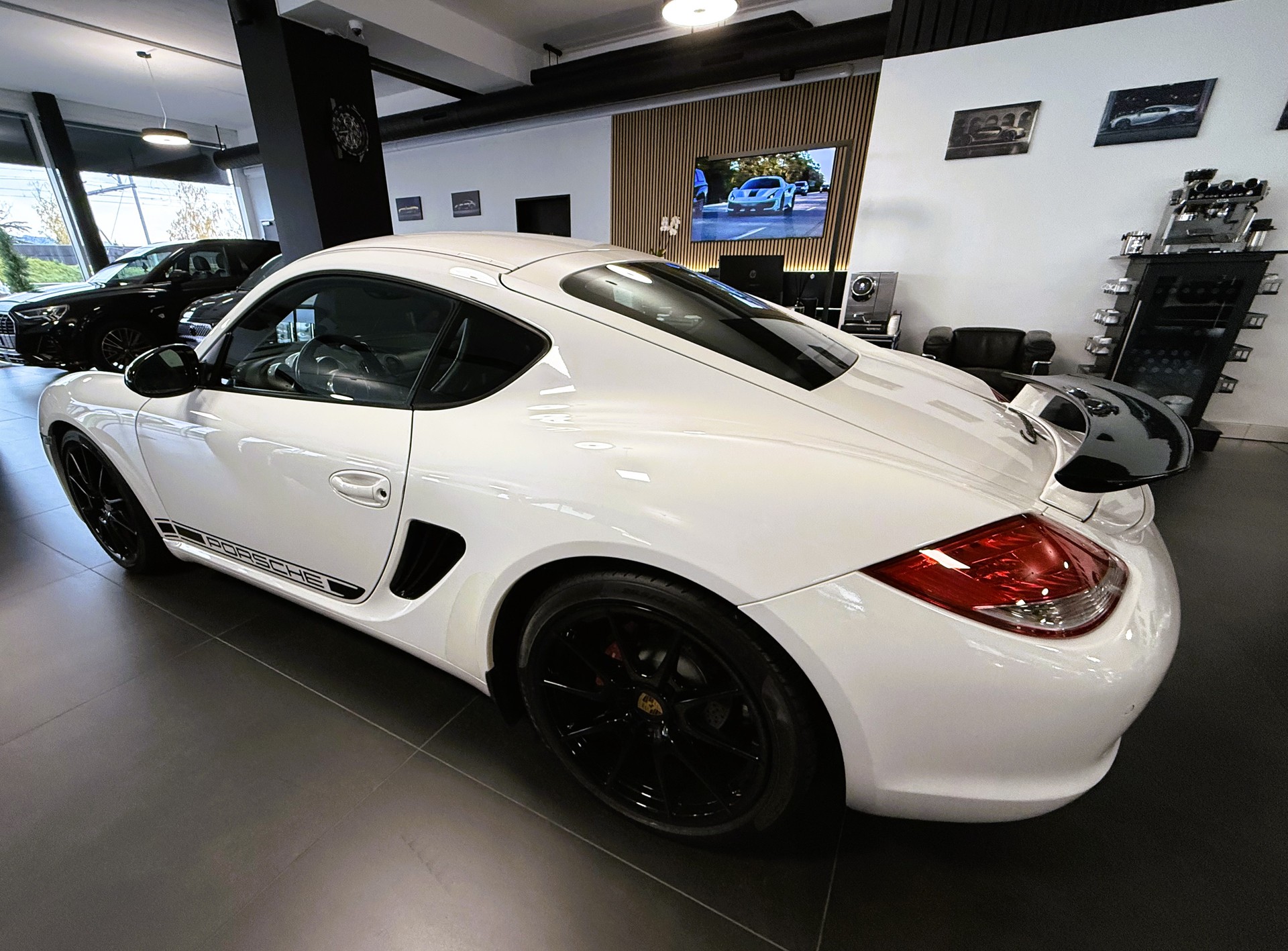 PORSCHE Cayman R 3.4 PDK-image-4