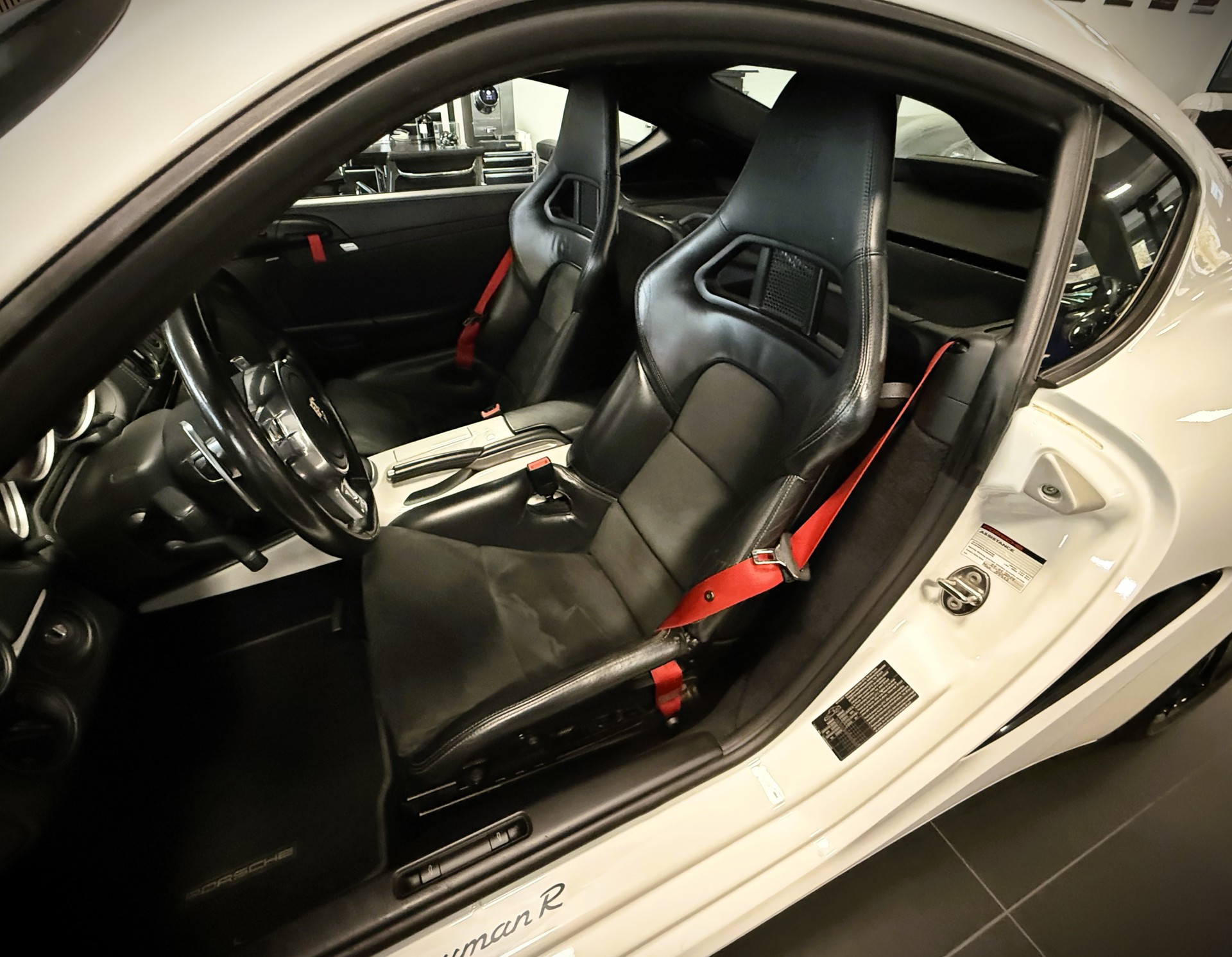 PORSCHE Cayman R 3.4 PDK-image-15