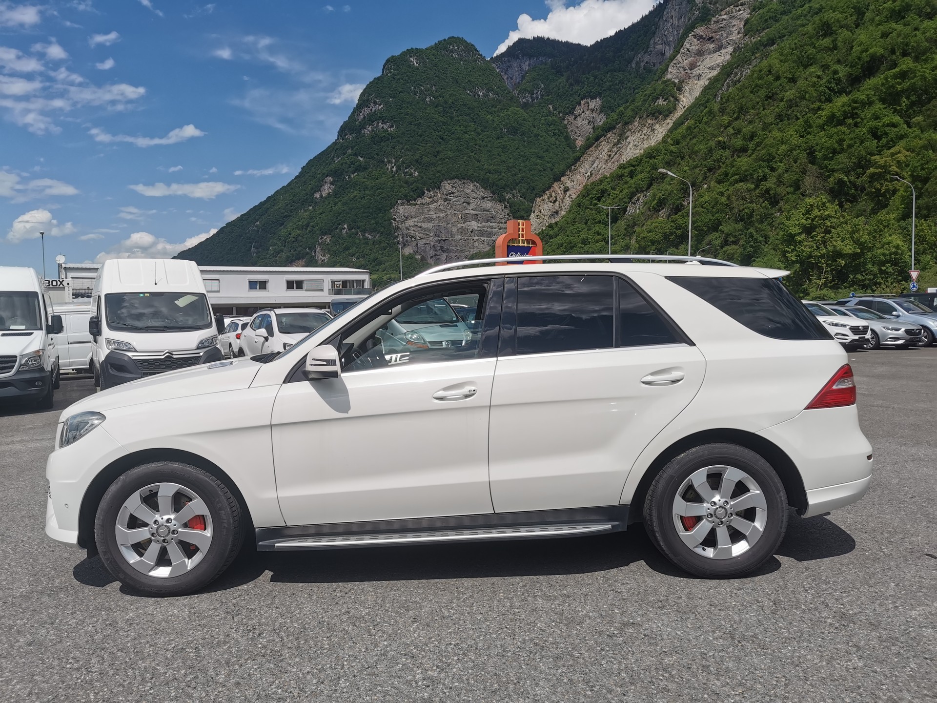 MERCEDES-BENZ ML 350 BlueTEC Executive 4Matic 7G-Tronic-image-10