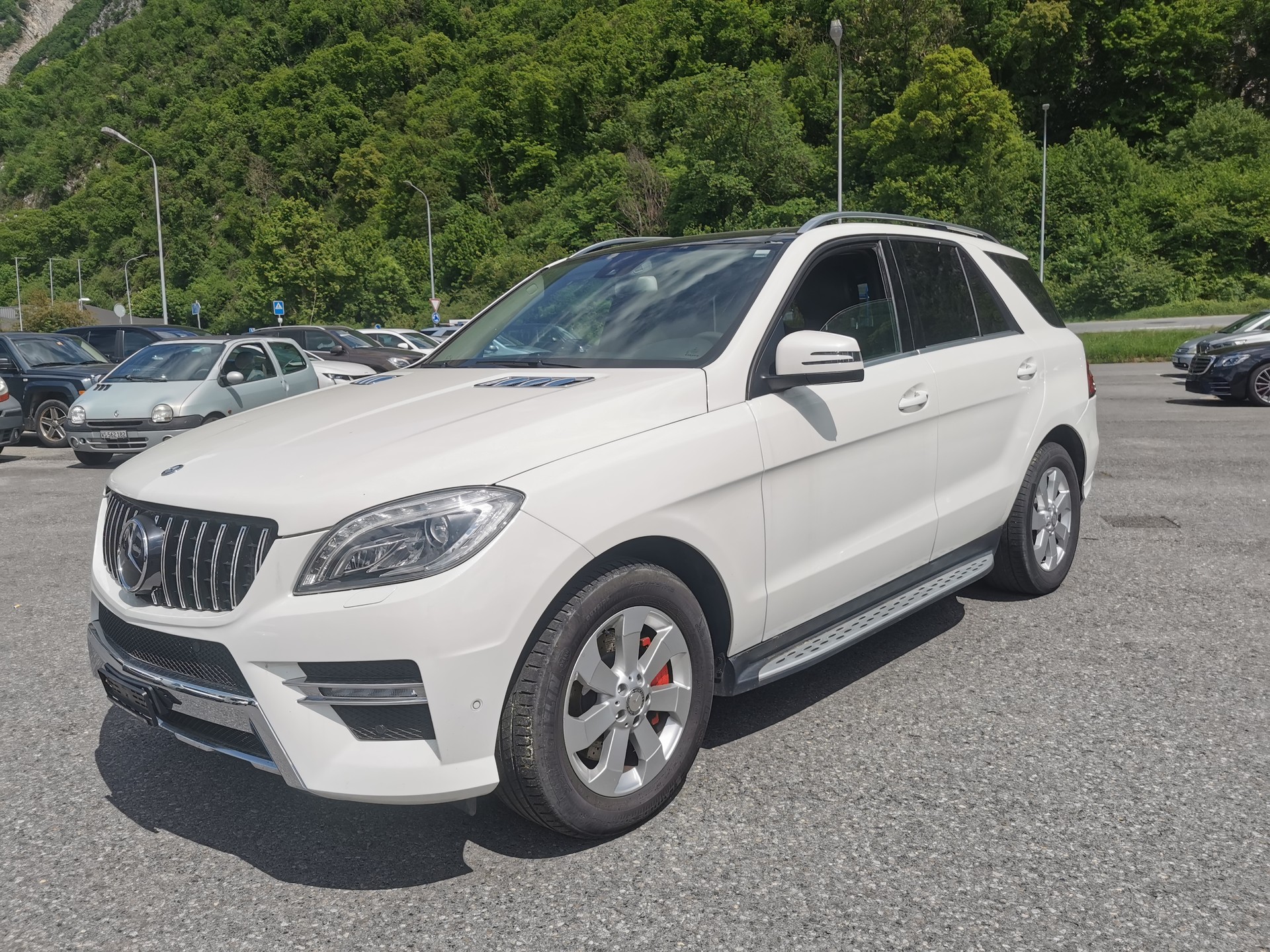 MERCEDES-BENZ ML 350 BlueTEC Executive 4Matic 7G-Tronic-image-11