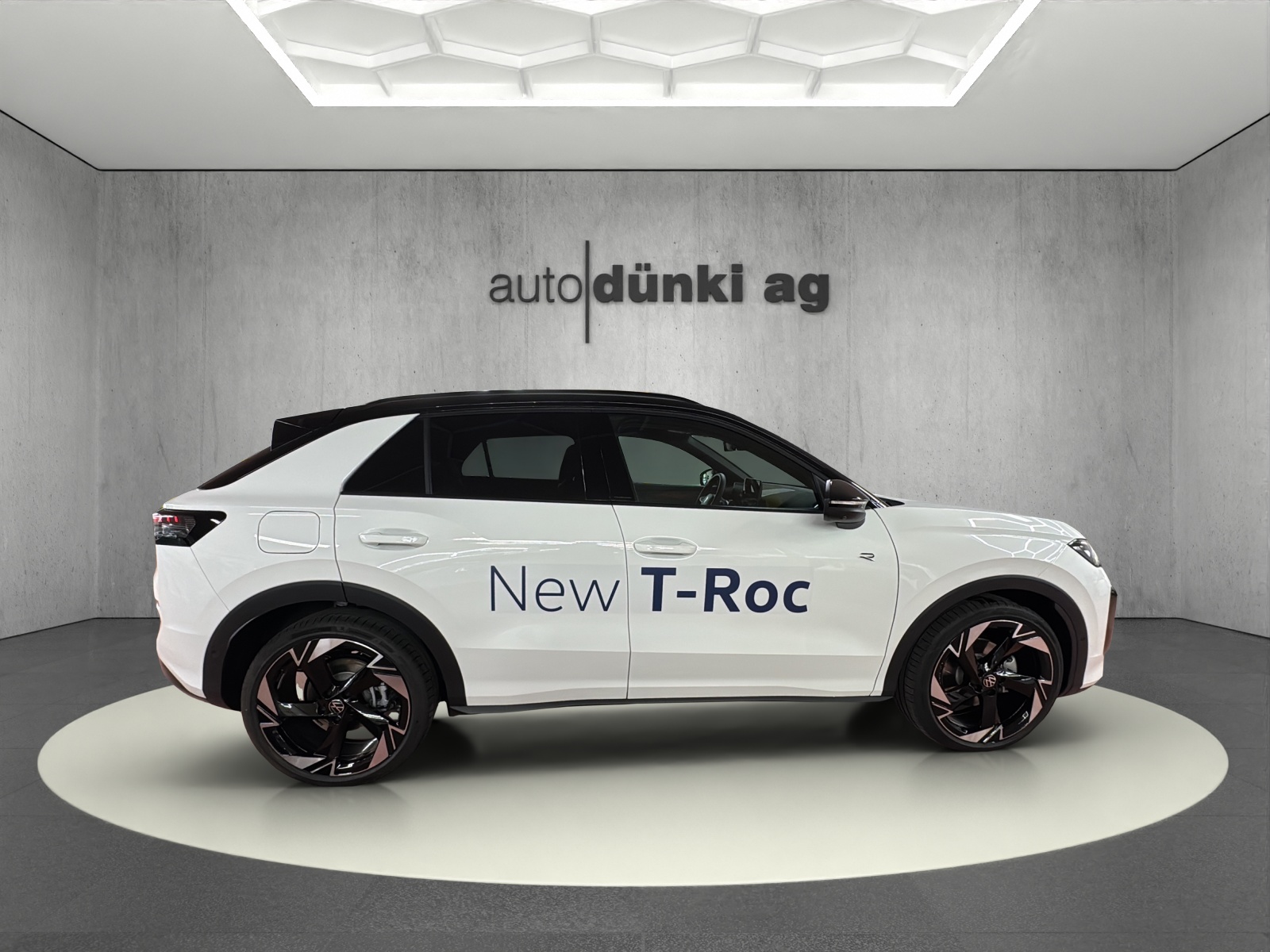 VW T-Roc 1.5 eTSI mHEV R-Line DSG-image-4