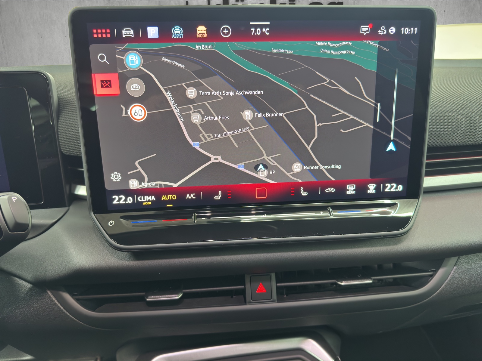 VW T-Roc 1.5 eTSI mHEV R-Line DSG-image-10