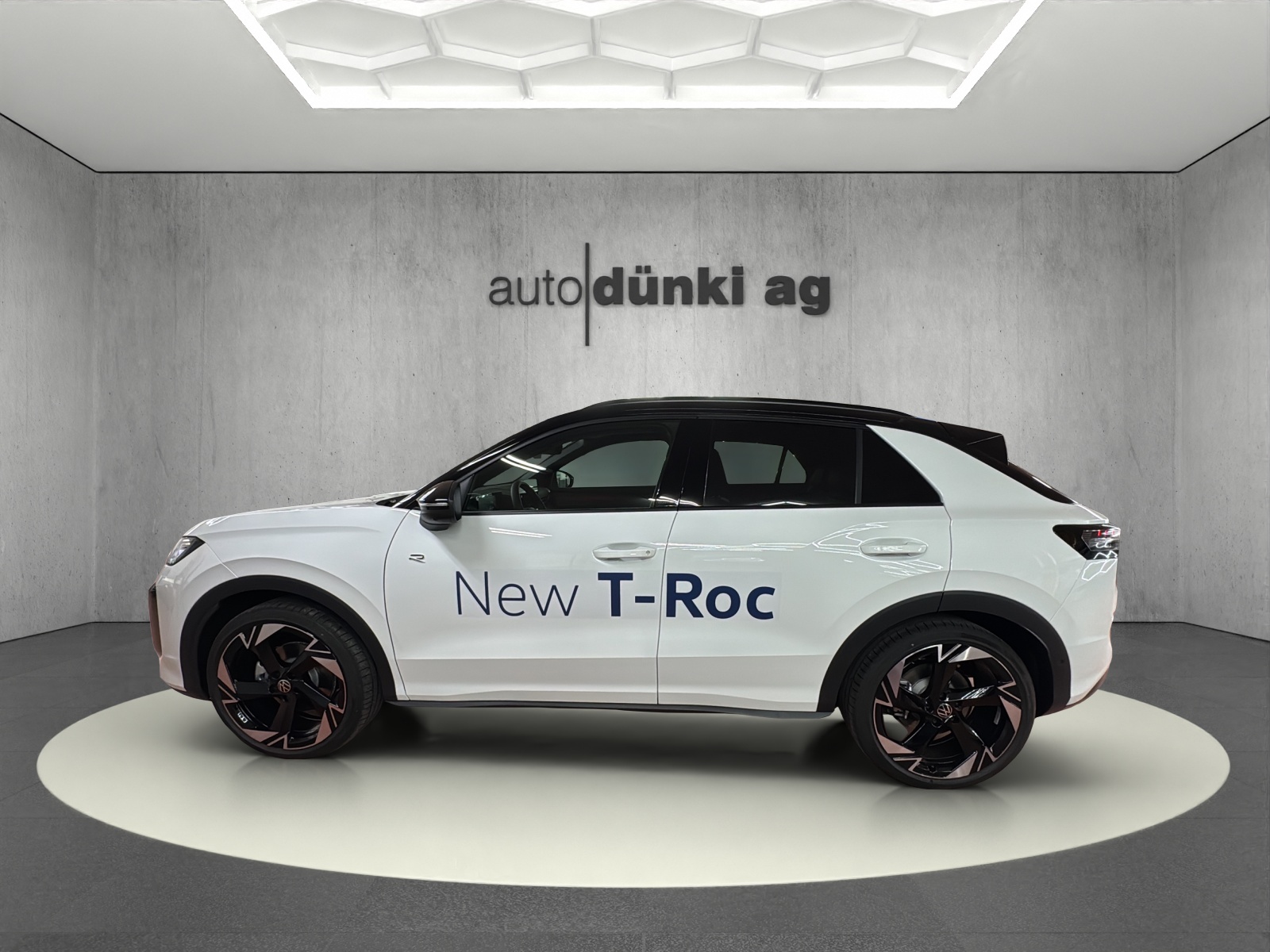 VW T-Roc 1.5 eTSI mHEV R-Line DSG-image-1
