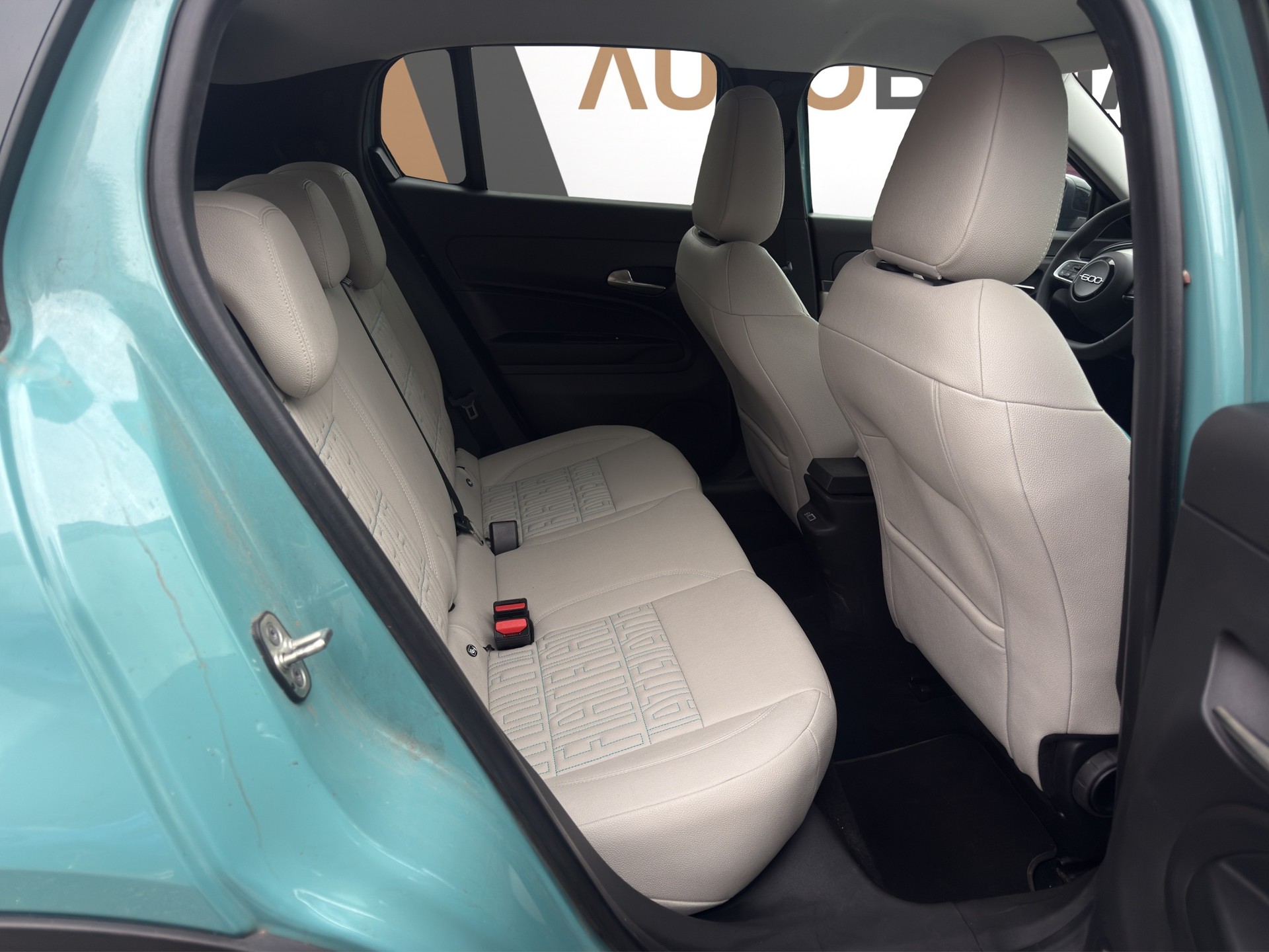 FIAT 600e La Prima-image-11