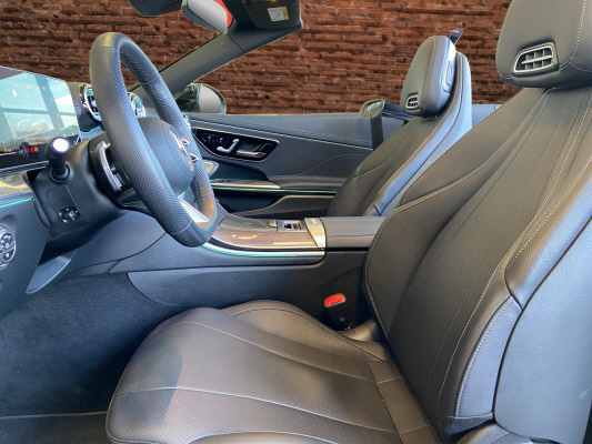 MERCEDES-BENZ CLE 450 Cabrio 4M-image-10