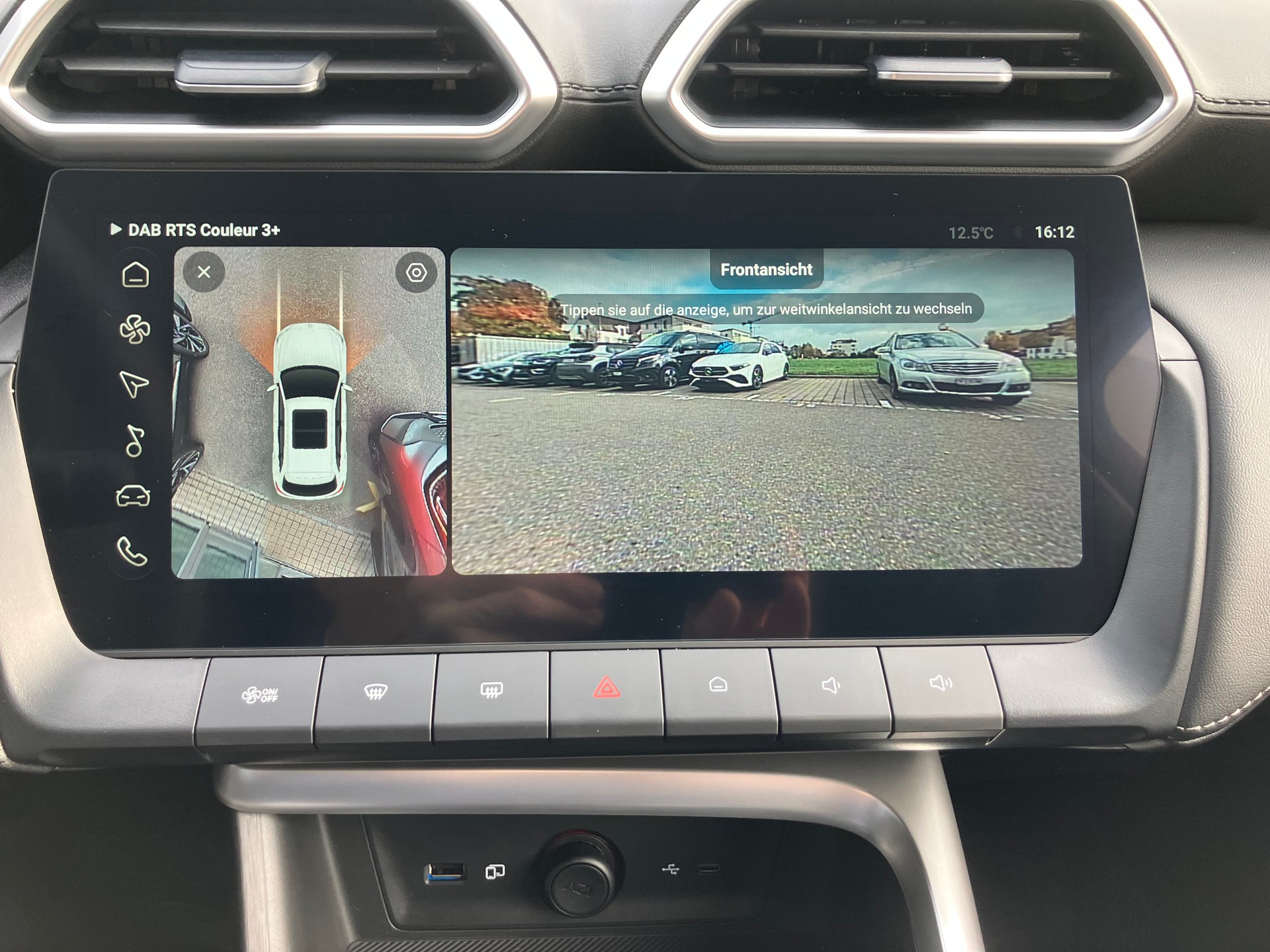MG ZS 1.5 Hybrid+ Luxury-image-11