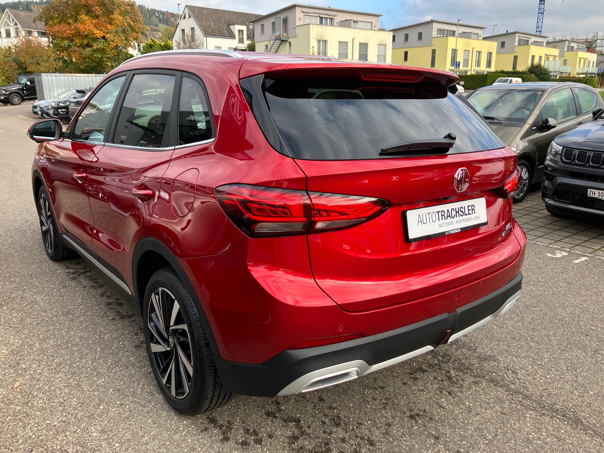 MG ZS 1.5 Hybrid+ Luxury-image-3
