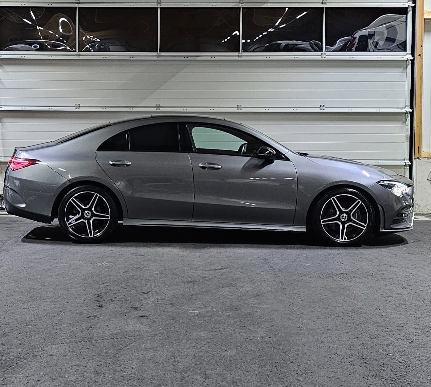 MERCEDES-BENZ CLA 220 AMG Line 7G-DCT 4Matic-image-5