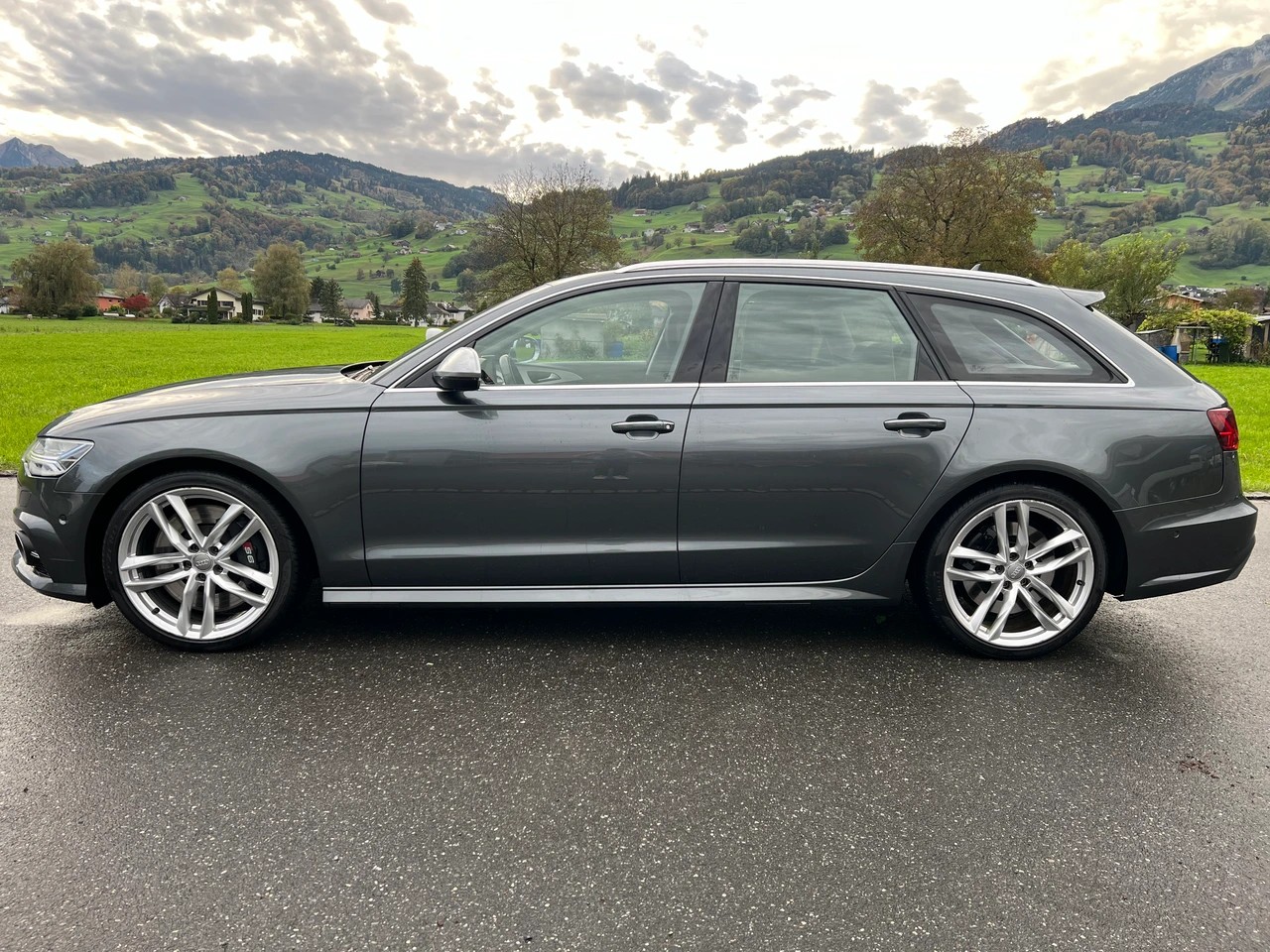 AUDI S6 Avant 4.0 TFSI V8 quattro S-tronic-image-7