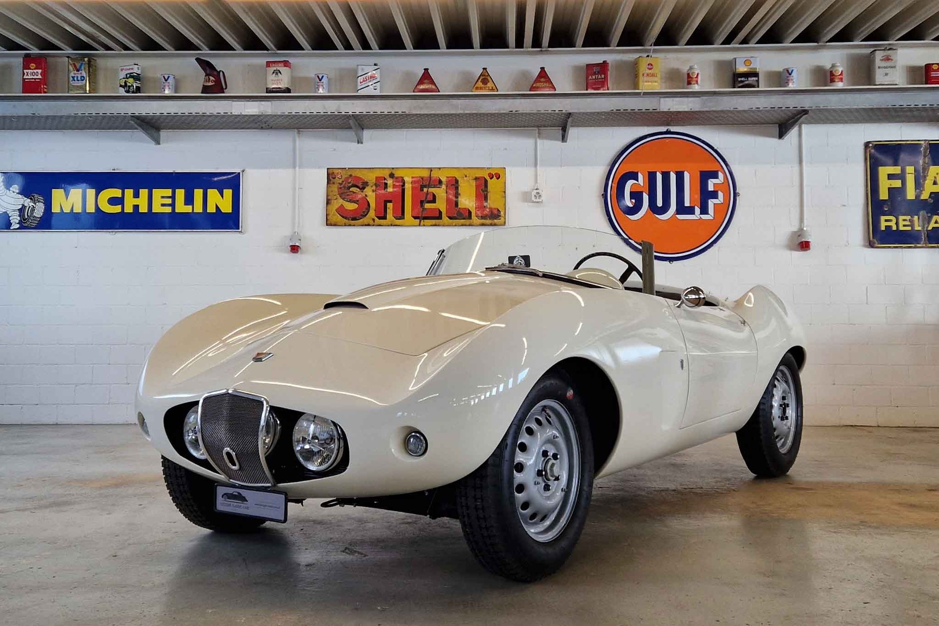 BRISTOL Arnolt-Bristol DeLuxe Competition Roadster-image-1