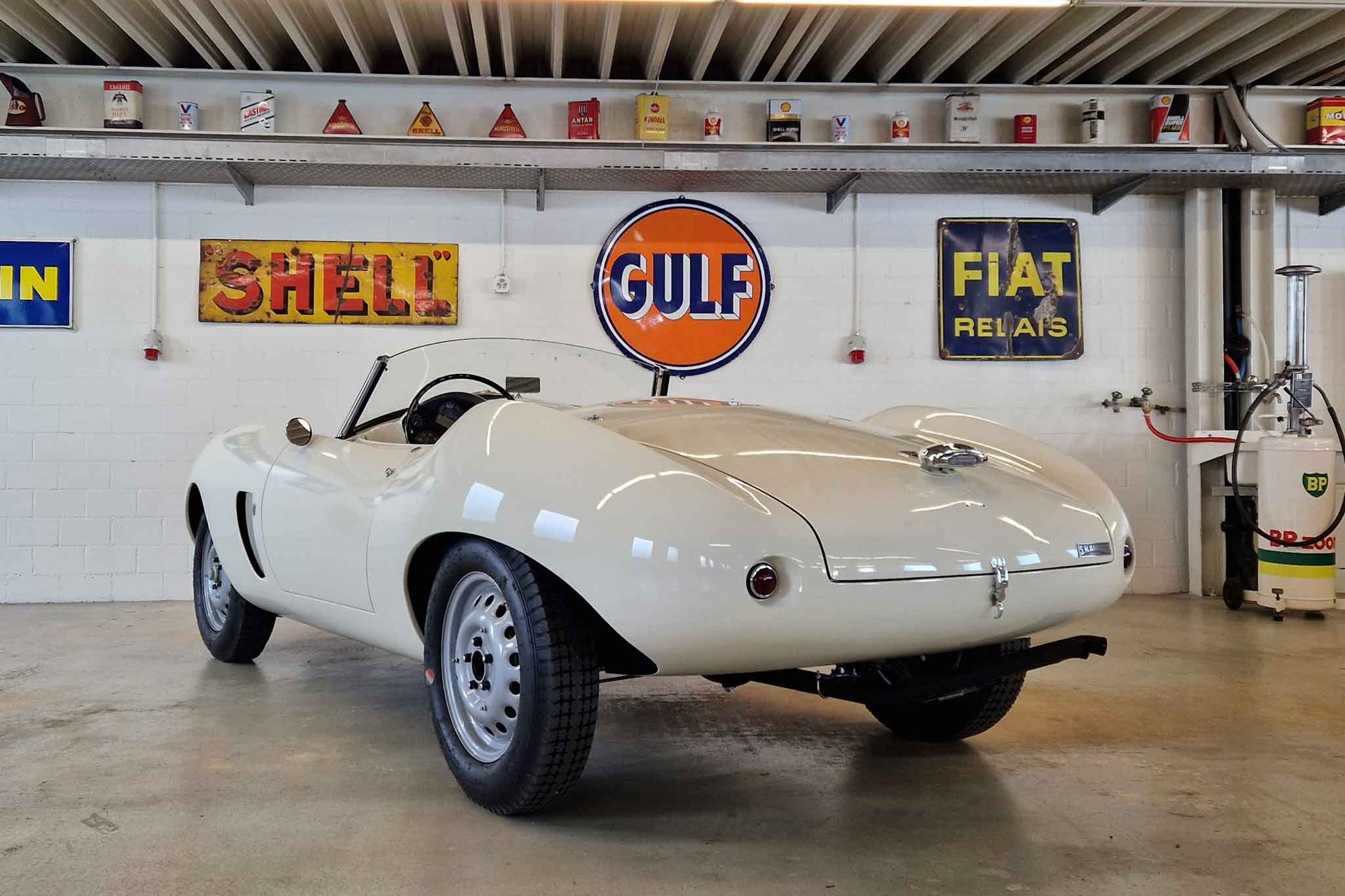 BRISTOL Arnolt-Bristol DeLuxe Competition Roadster-image-7