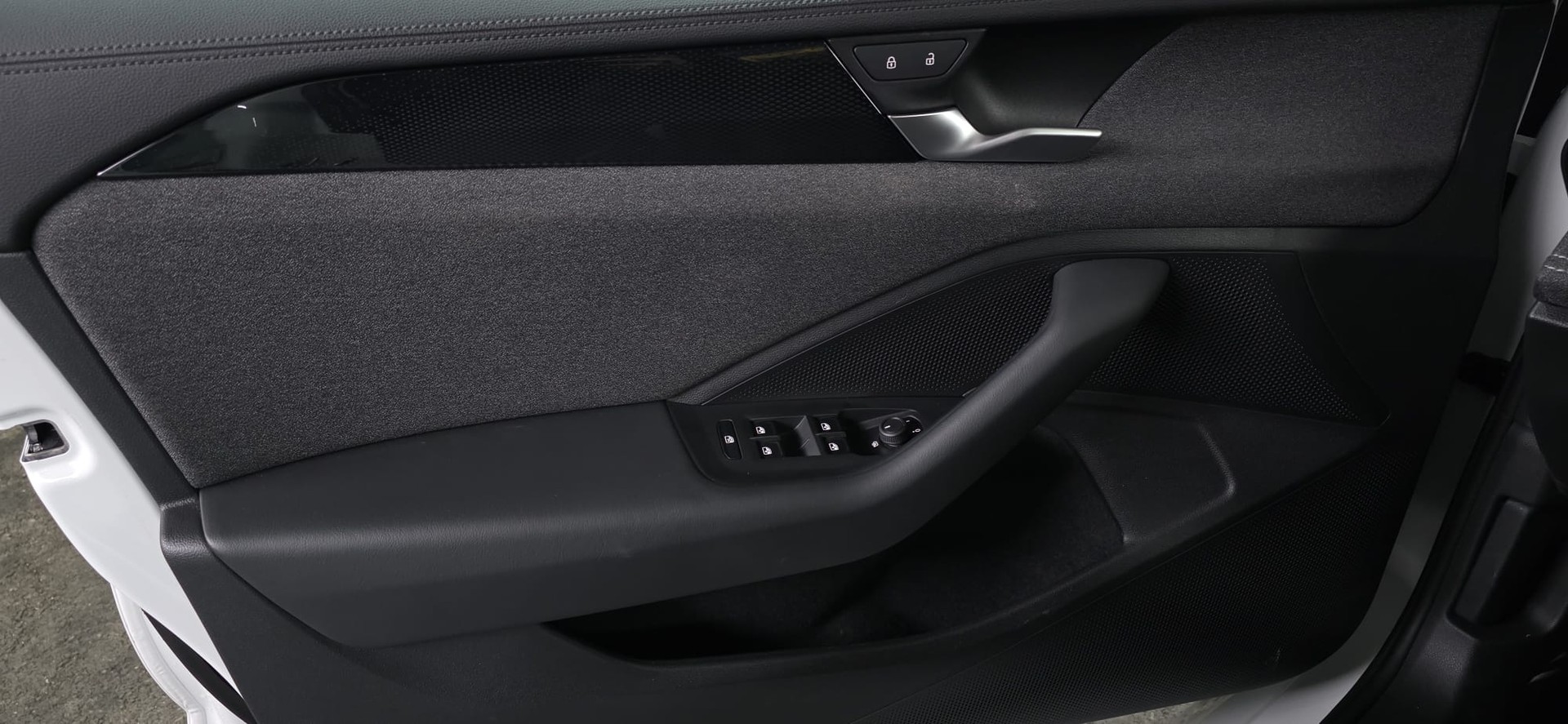 VW Passat Variant 1.5 eTSI evo2 DSG *Lenkradheizung*ACC*Sitzheizung*Rückfahrkamera*-image-15