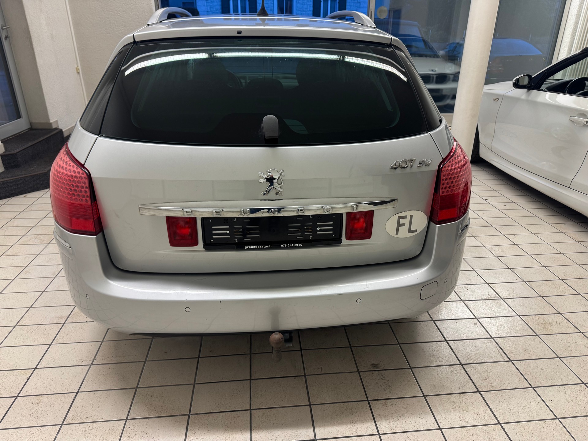 PEUGEOT 407 SW 3.0 SV Platinium Edition Automatic-image-7