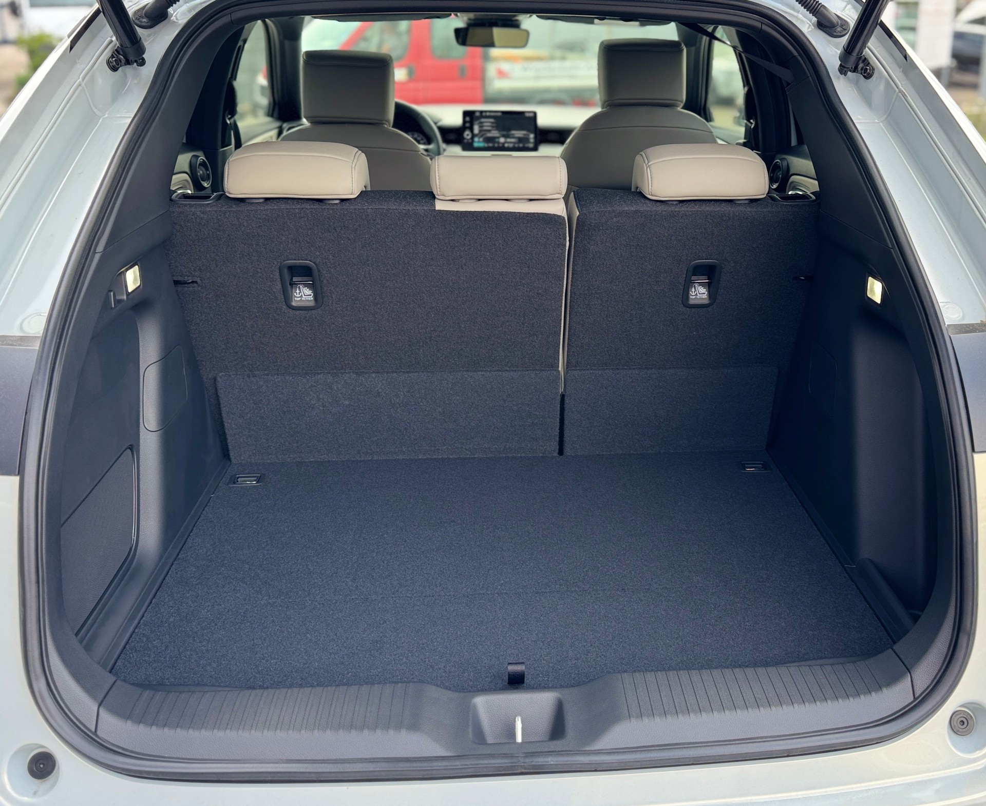HONDA HR-V e:HEV 1.5l Advance 1.9% Leasing Aktion unschlagbar mit 8 Jahren Garantie-image-6