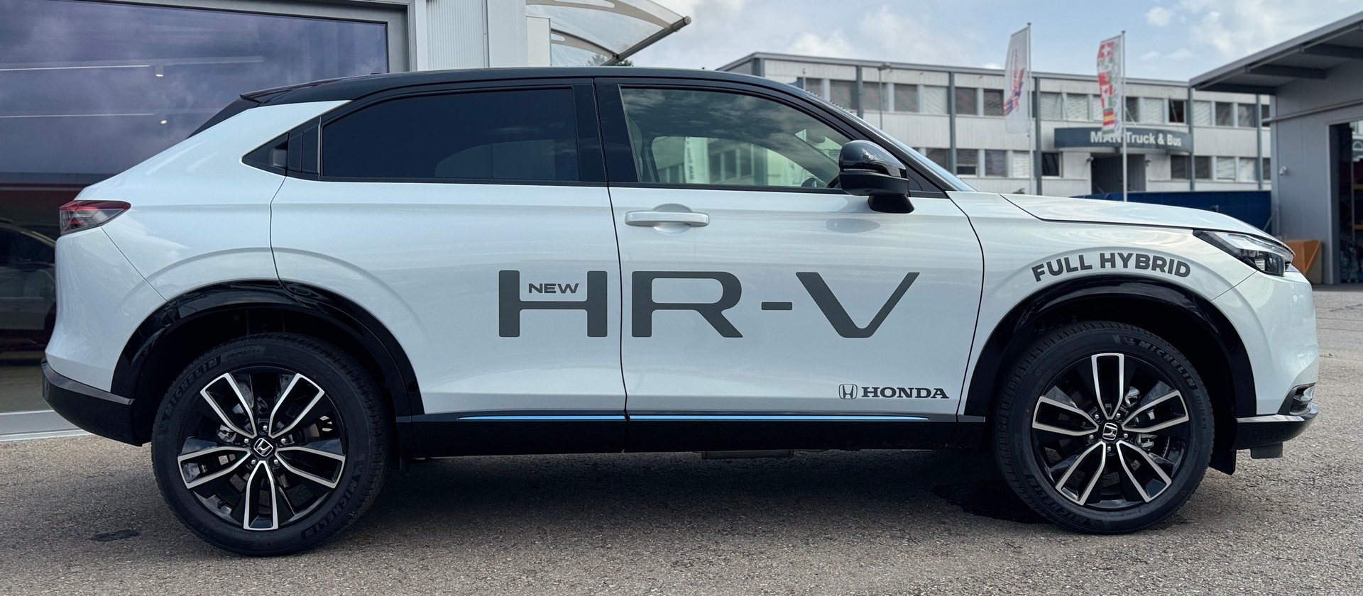 HONDA HR-V e:HEV 1.5l Advance 1.9% Leasing Aktion unschlagbar mit 8 Jahren Garantie-image-3