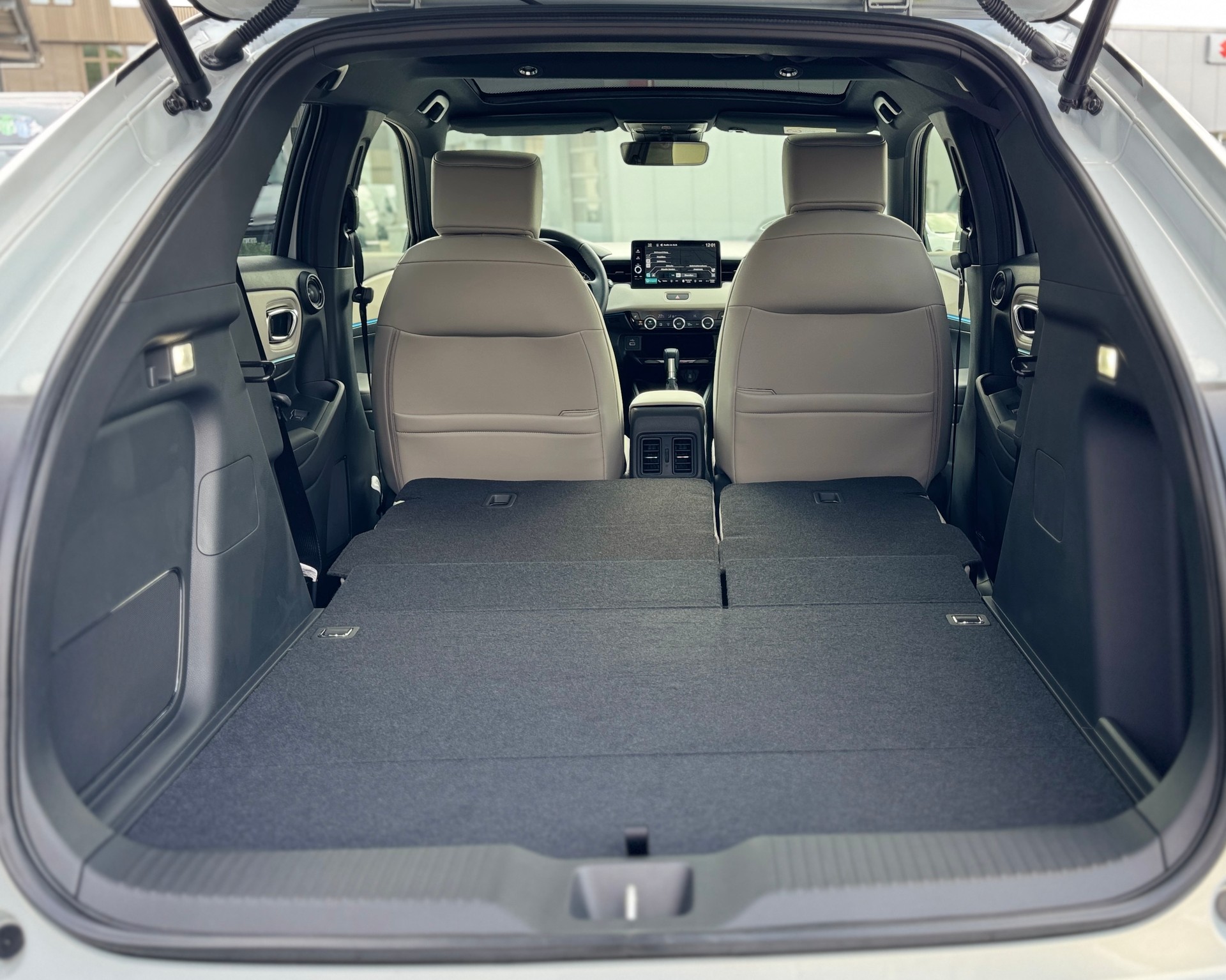 HONDA HR-V e:HEV 1.5l Advance 1.9% Leasing Aktion unschlagbar mit 8 Jahren Garantie-image-7