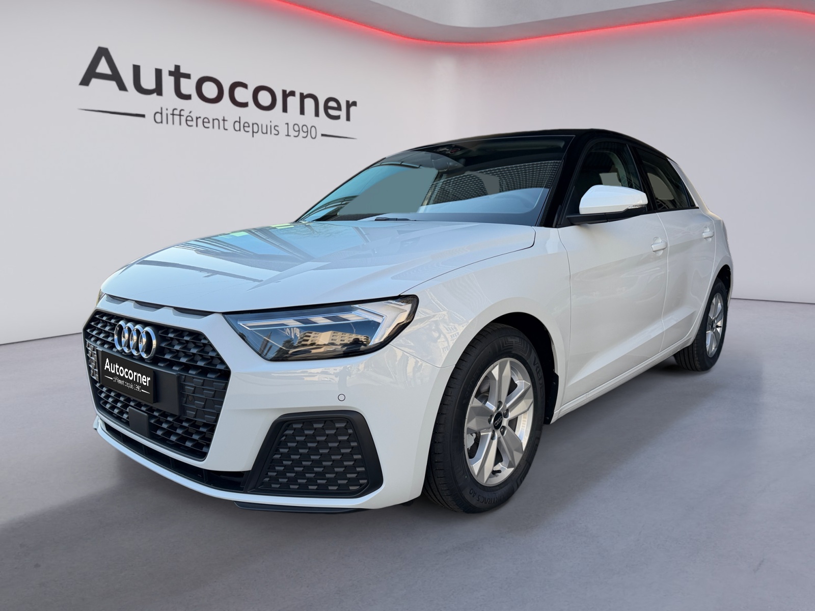 AUDI A1 Sportback 30 TFSI Attraction S-tronic-image-1
