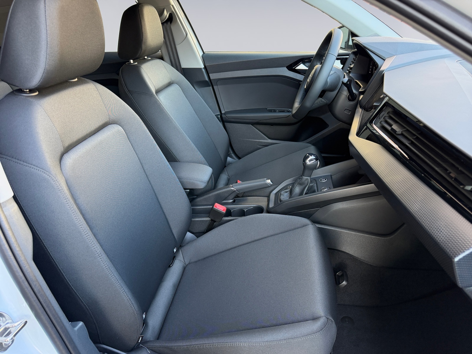 AUDI A1 Sportback 30 TFSI Attraction S-tronic-image-12