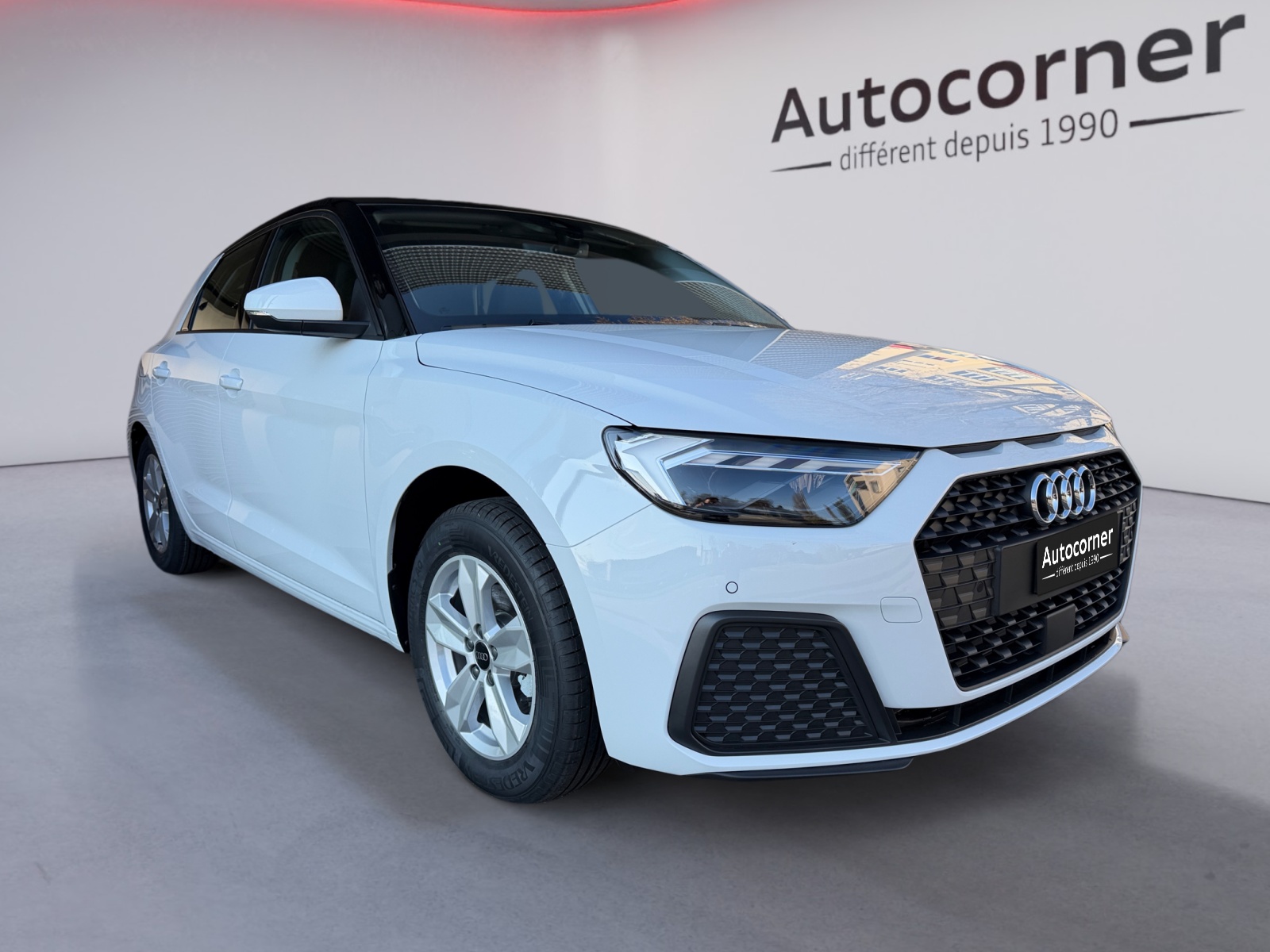 AUDI A1 Sportback 30 TFSI Attraction S-tronic-image-0