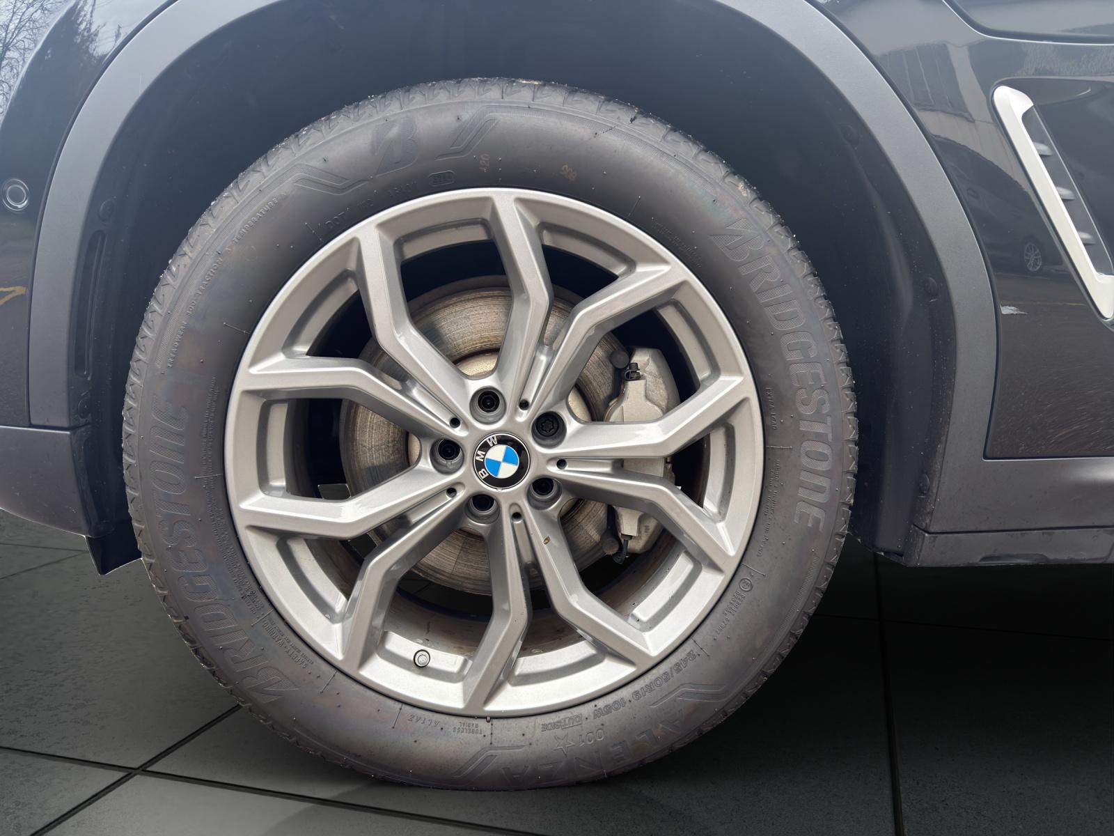 BMW X3 30e xDrive-image-9