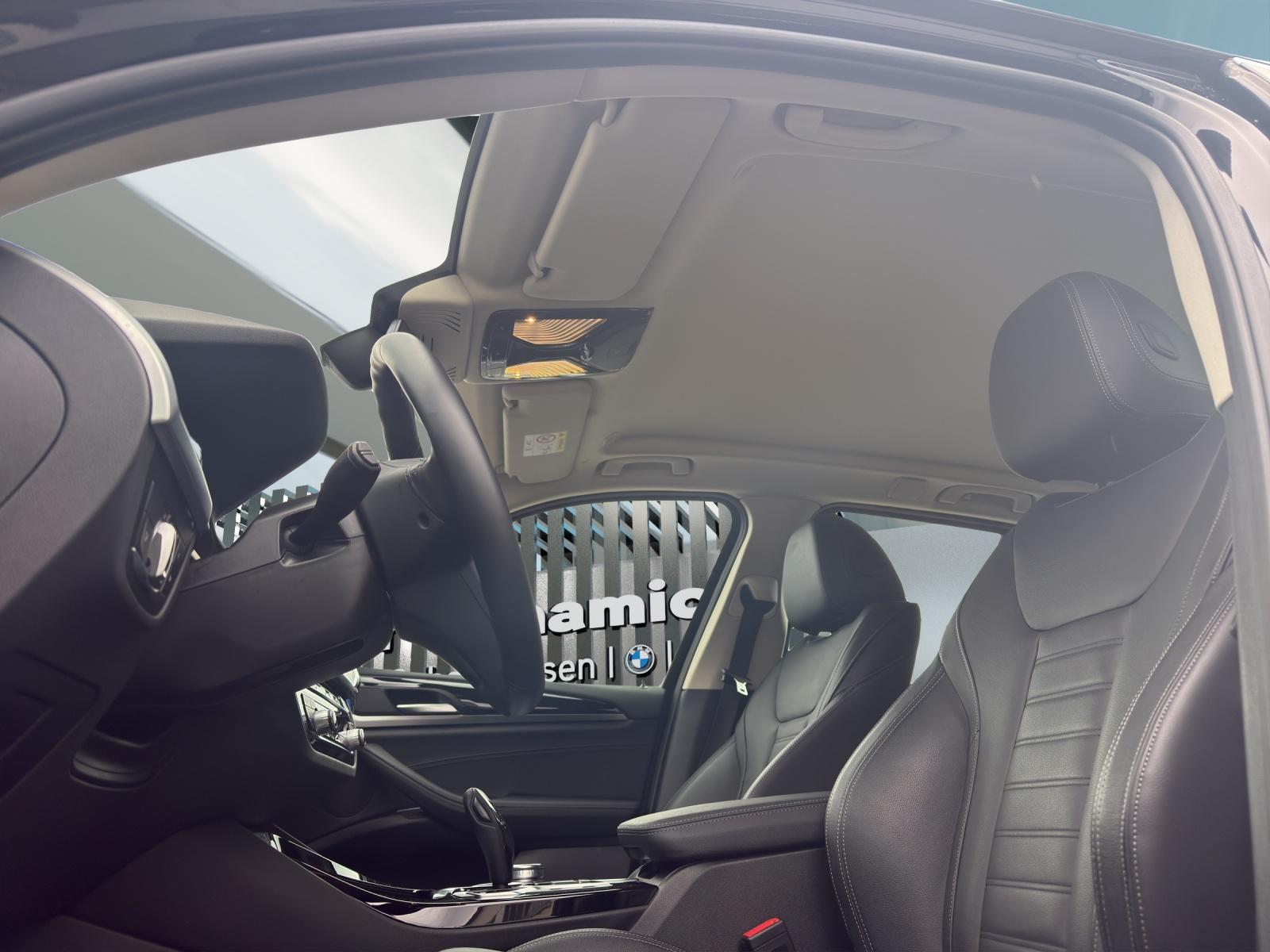 BMW X3 30e xDrive-image-19