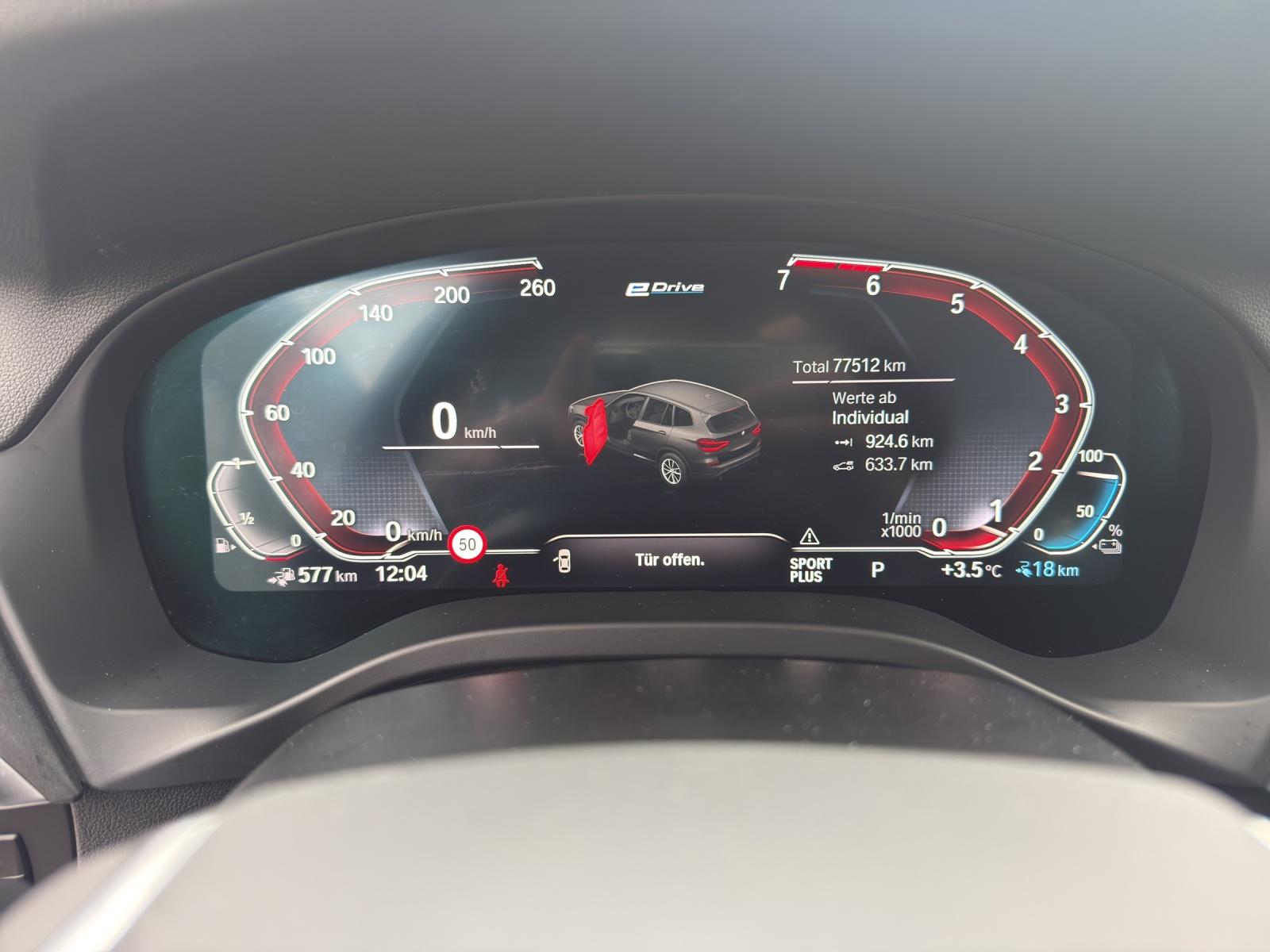BMW X3 30e xDrive-image-12