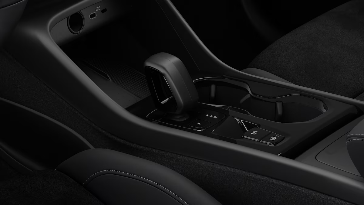 VOLVO XC40 2.0 B4 MH Ultra Dark-image-11