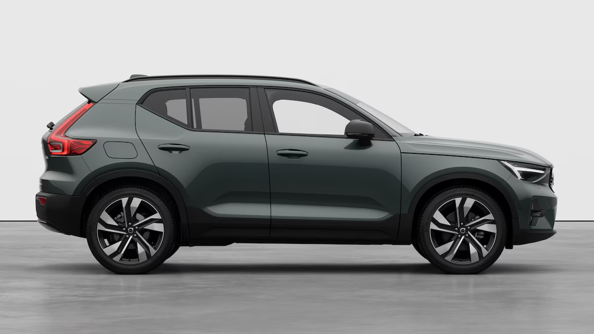 VOLVO XC40 2.0 B4 MH Ultra Dark-image-5