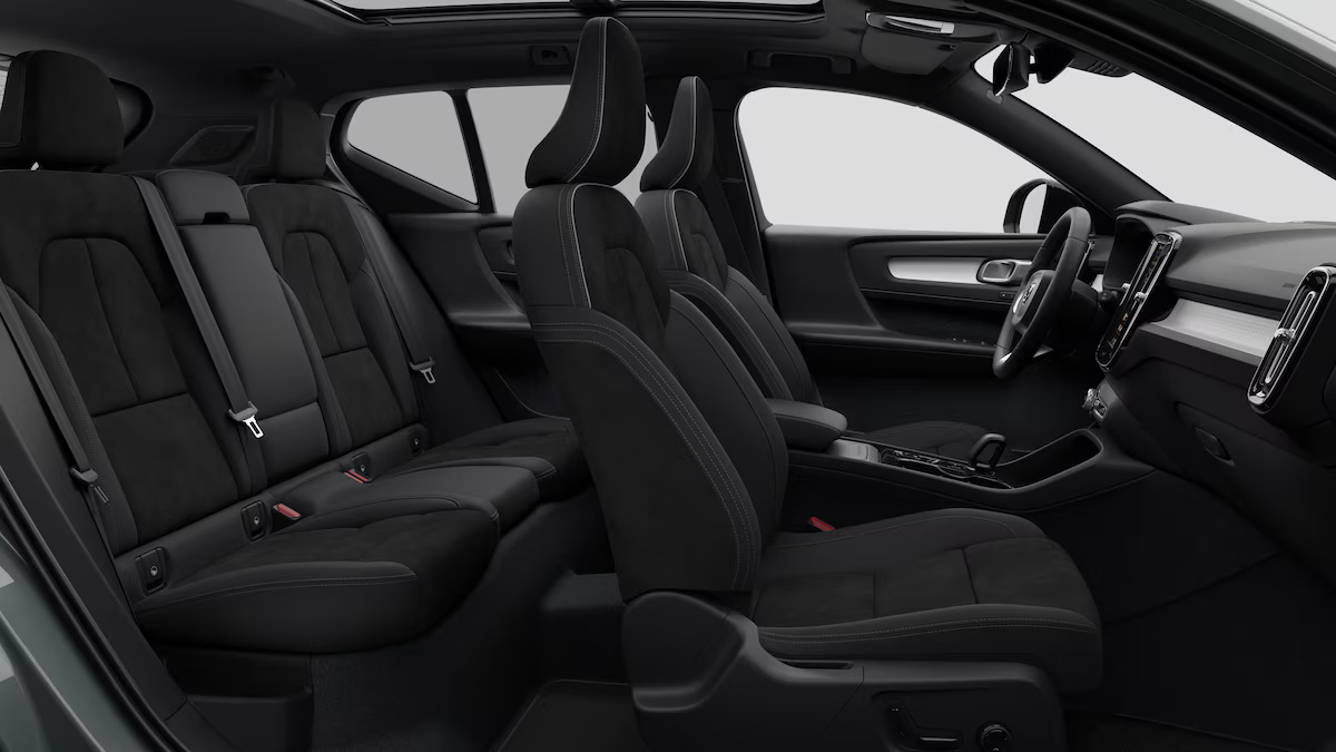 VOLVO XC40 2.0 B4 MH Ultra Dark-image-16