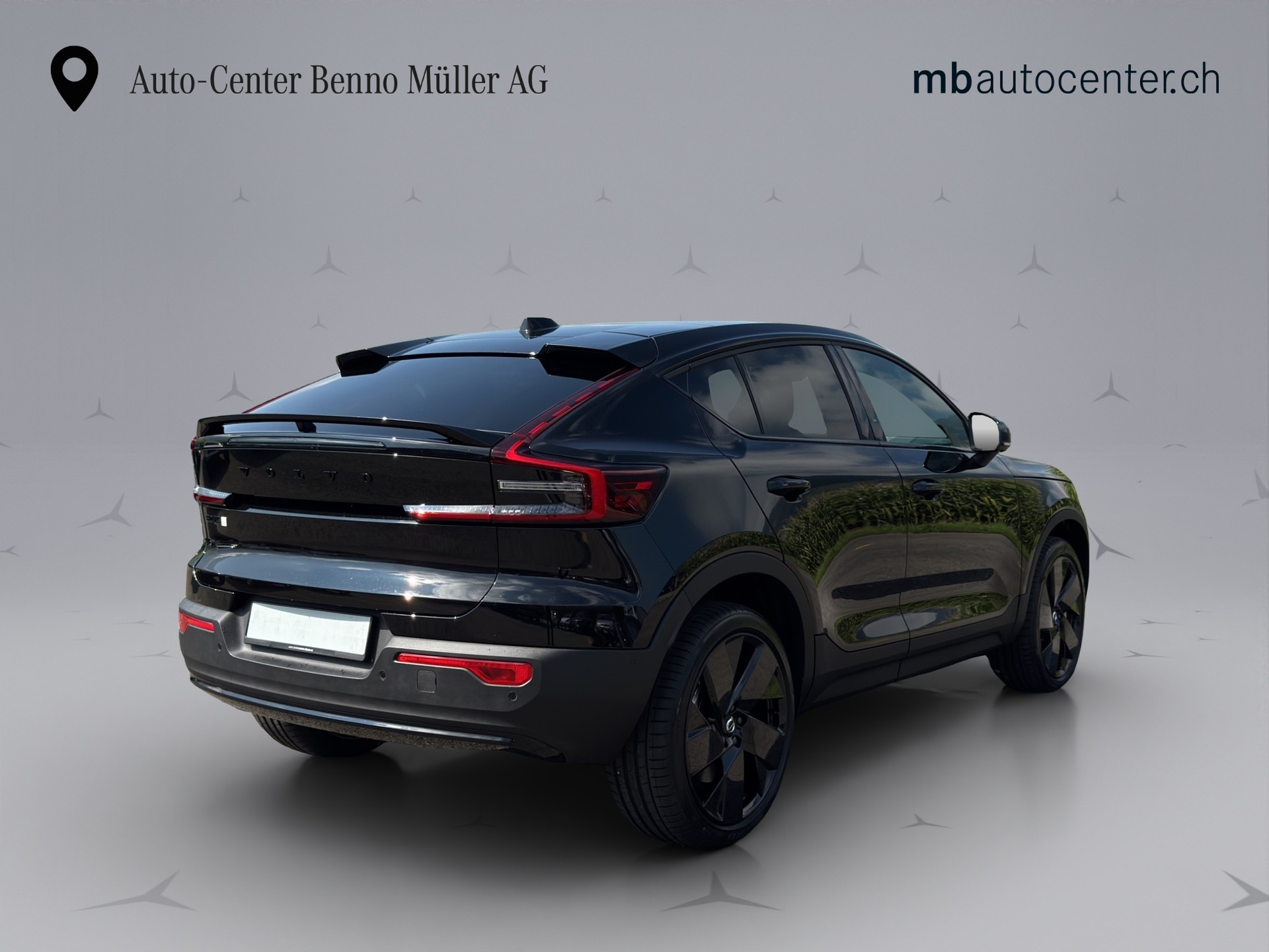 VOLVO EC40 Twin Performance Black Edition AWD-image-4
