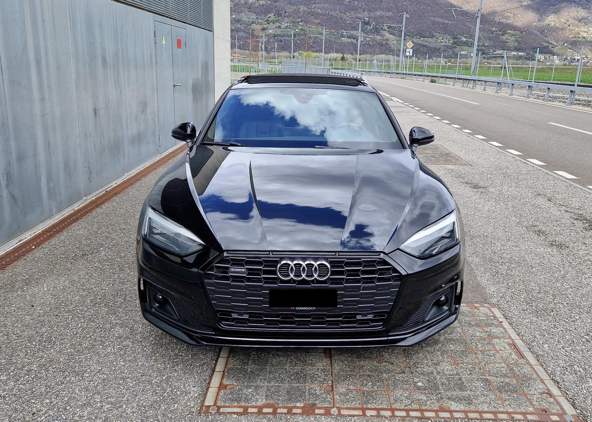 AUDI A5 Coupé 40 TDI advanced quattro S-tronic-image-1