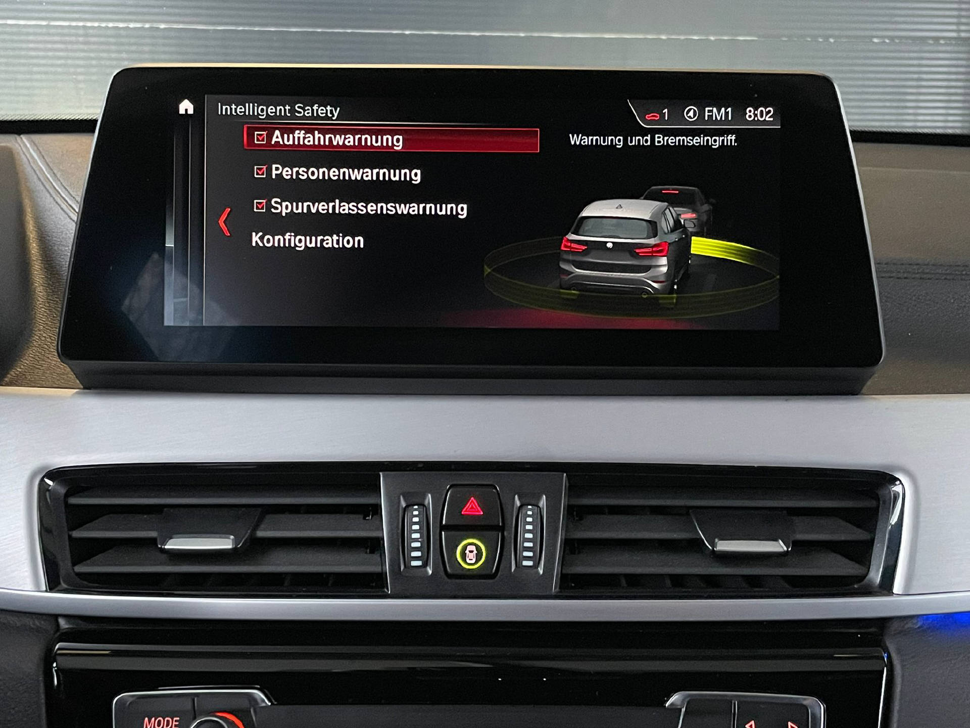 BMW X1 20i xDrive-image-9