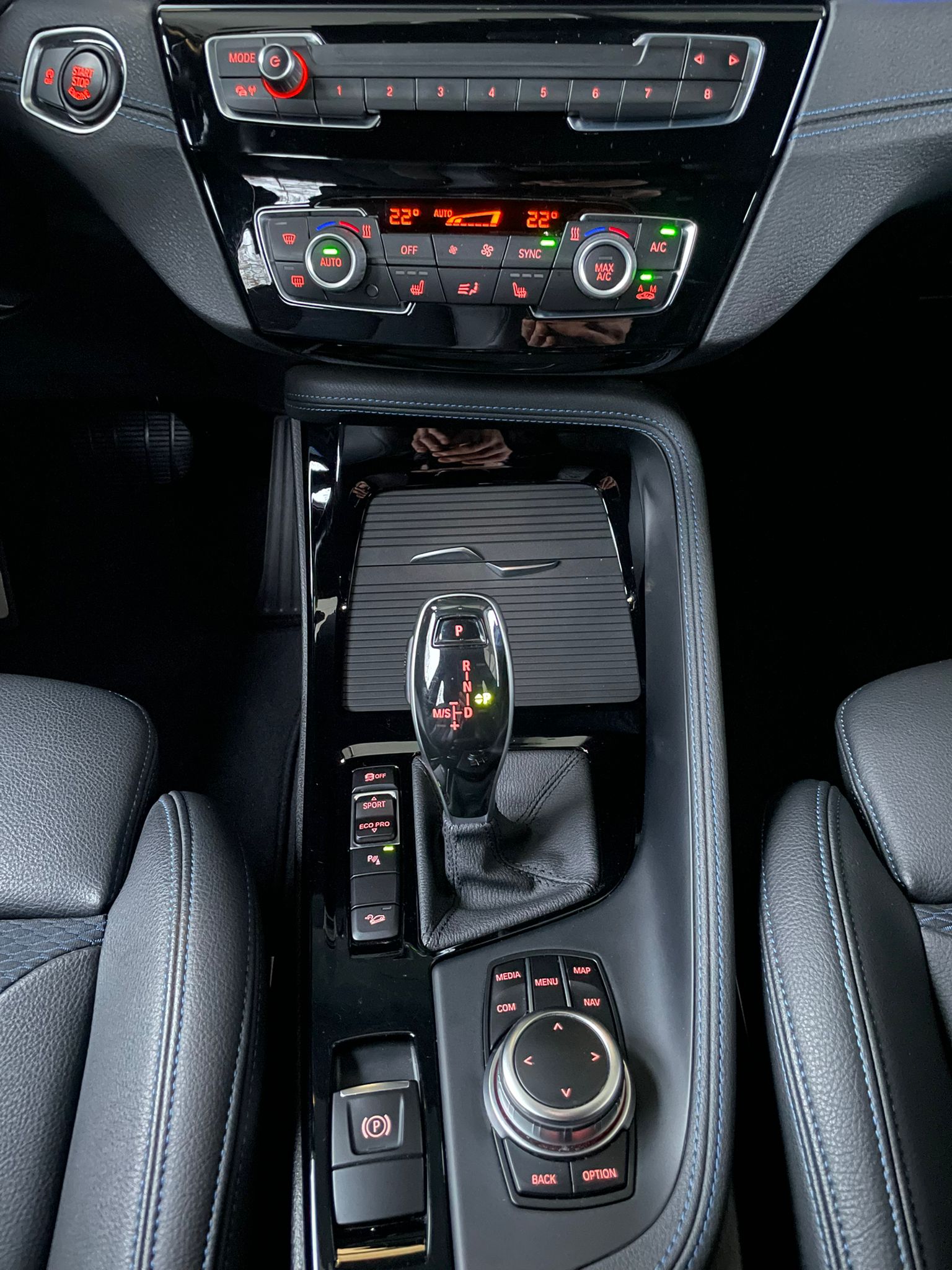 BMW X1 20i xDrive-image-8