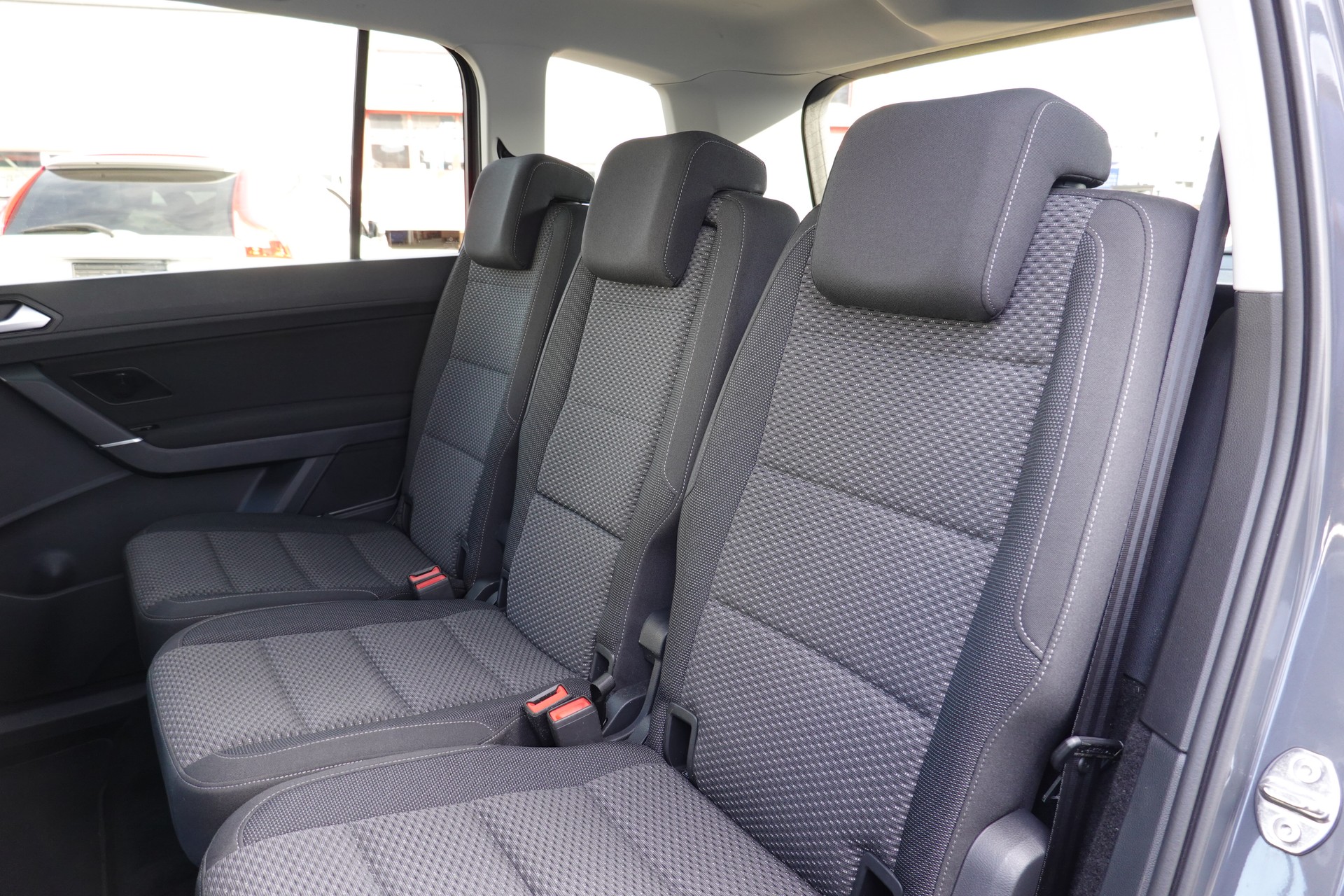 VW TOURAN 2.0 TDI - BLUE MOTION TECHNOLOG - "COMFORTLINE" - DSG - 150 PS-image-14
