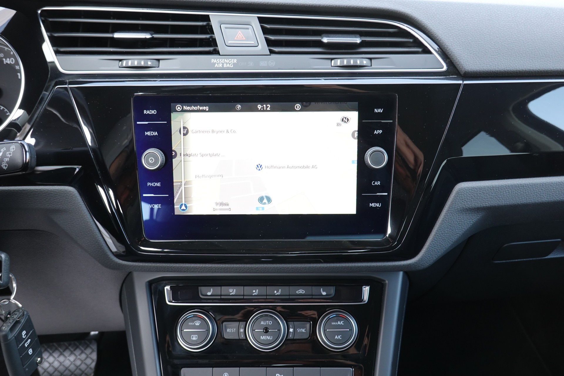 VW TOURAN 2.0 TDI - BLUE MOTION TECHNOLOG - "COMFORTLINE" - DSG - 150 PS-image-11