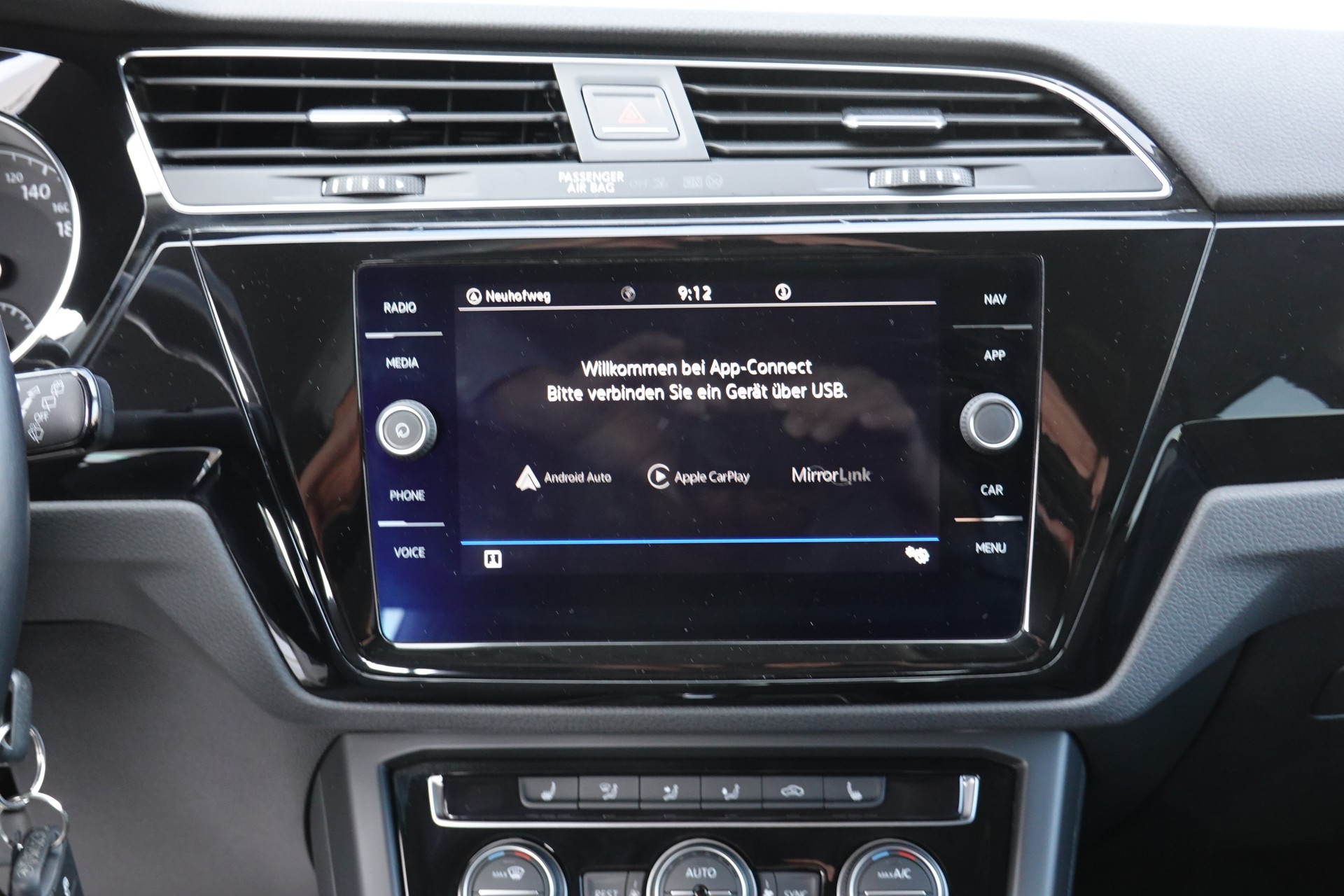 VW TOURAN 2.0 TDI - BLUE MOTION TECHNOLOG - "COMFORTLINE" - DSG - 150 PS-image-12