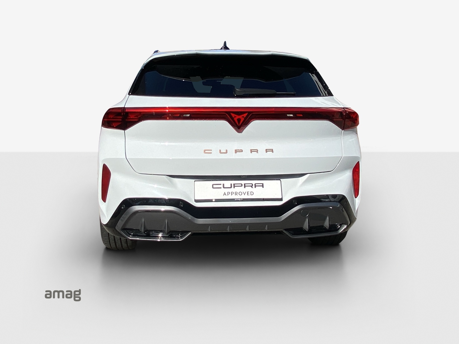 CUPRA Terramar 1.5 eTSI DSG-image-3
