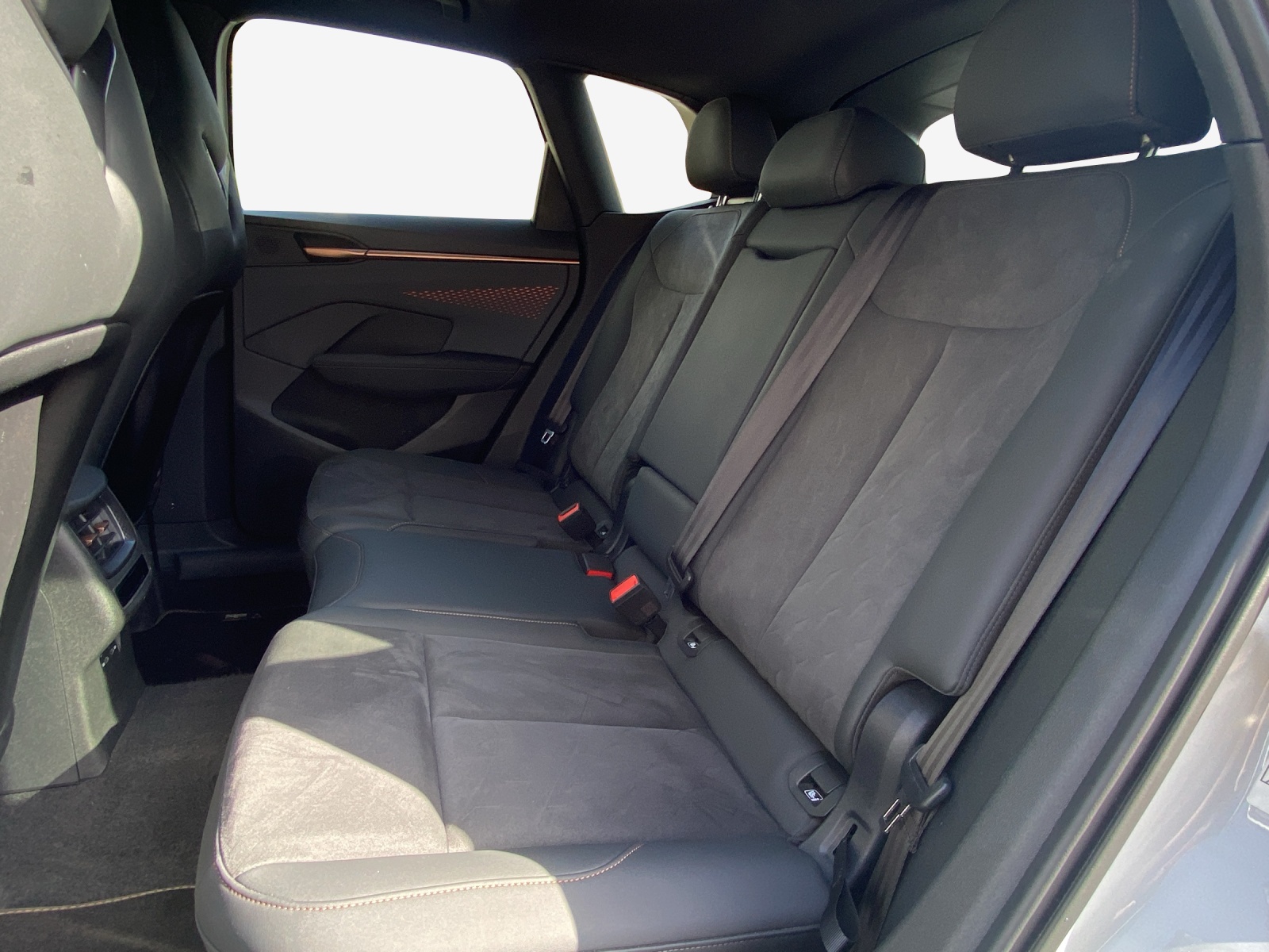 CUPRA Terramar 1.5 eTSI DSG-image-11