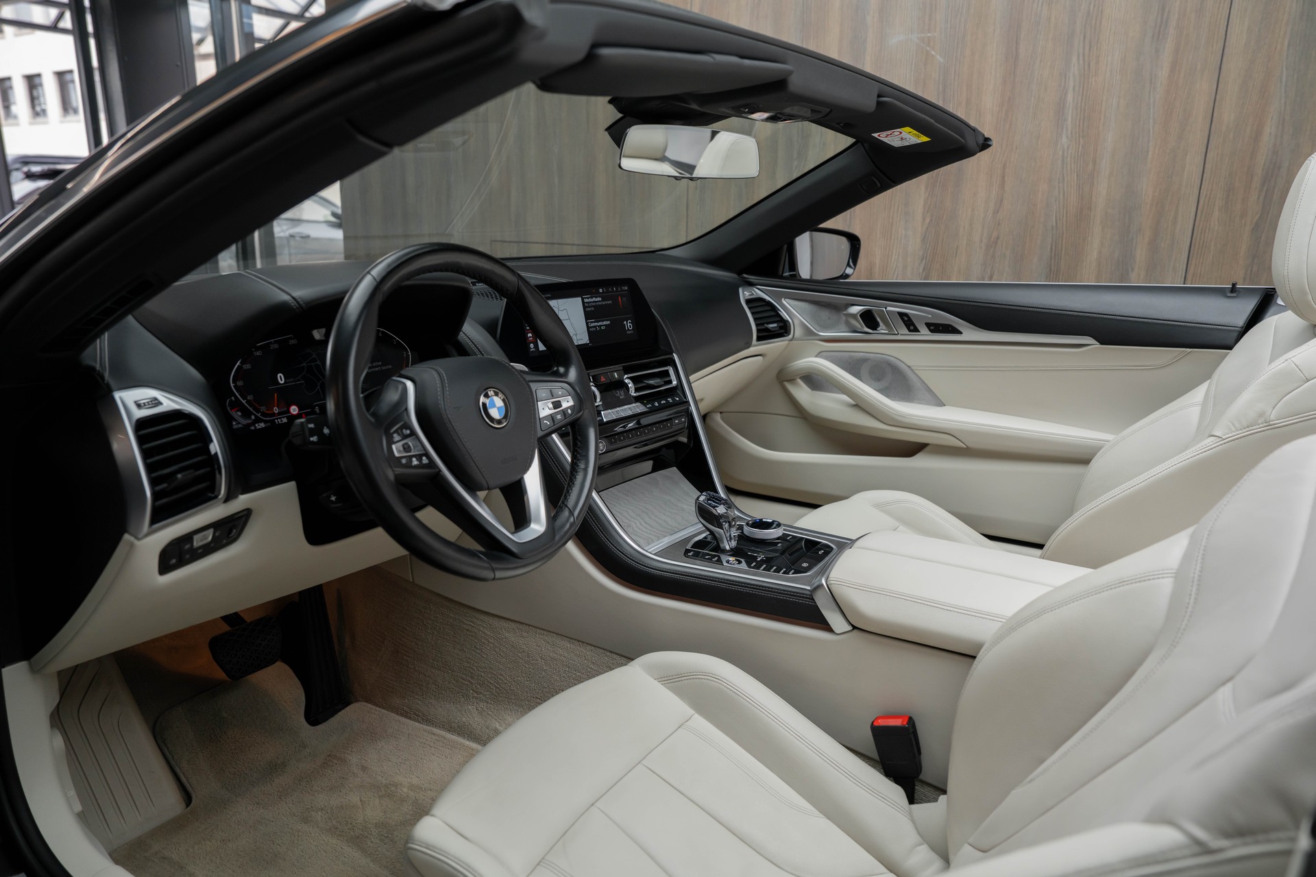 BMW 840d xDrive Steptronic-showroom-element-2