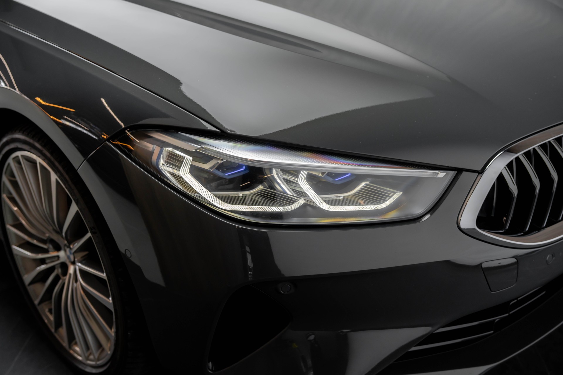 BMW 840d xDrive Steptronic-image-25