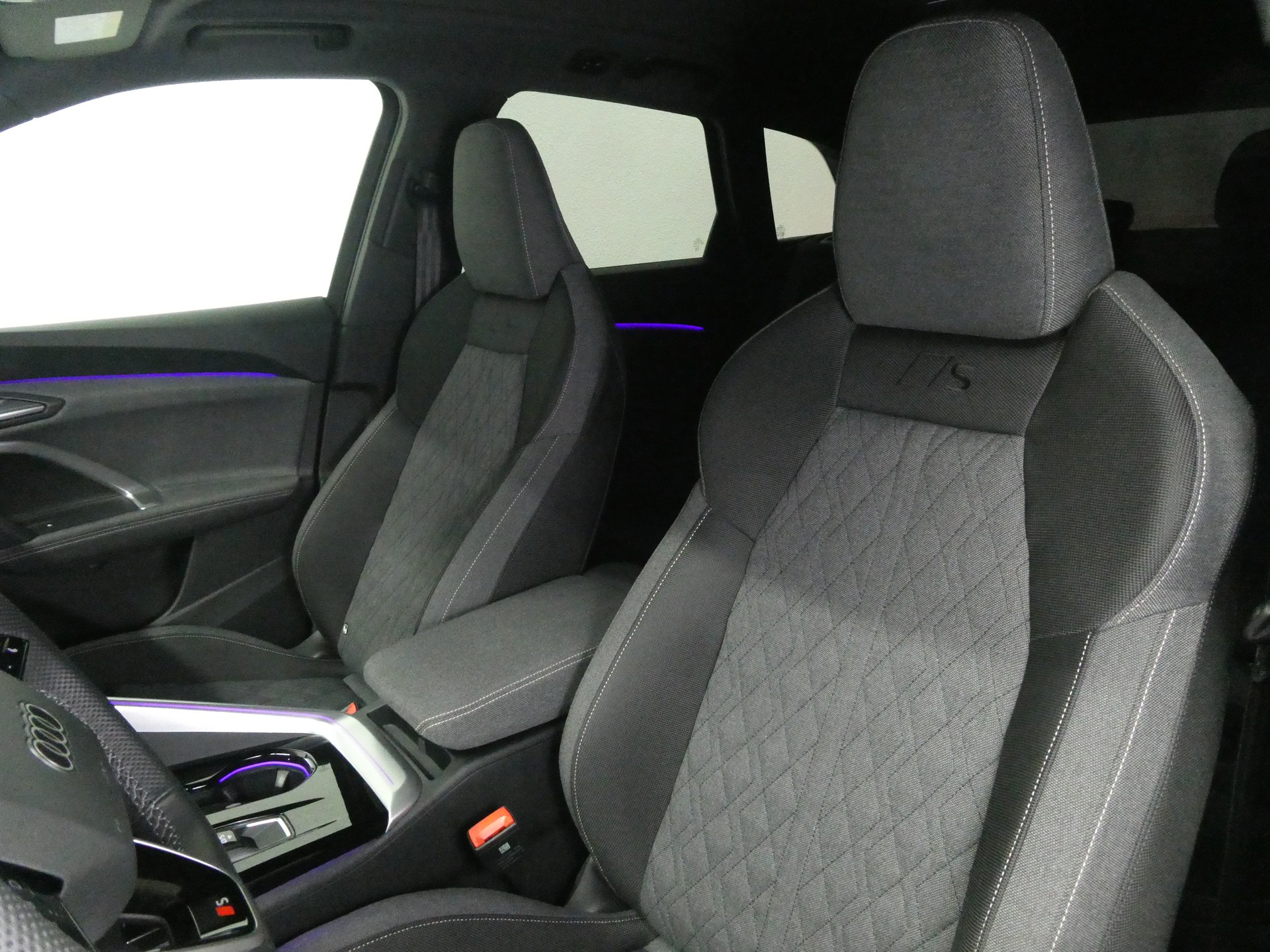 AUDI Q5 TDI quatto 150 kW S-tronic S Line Edition - Navi - MMI Beifahrerdisplay - Matrix LED - Keyless - 360° Kamera - 204 PS-image-9
