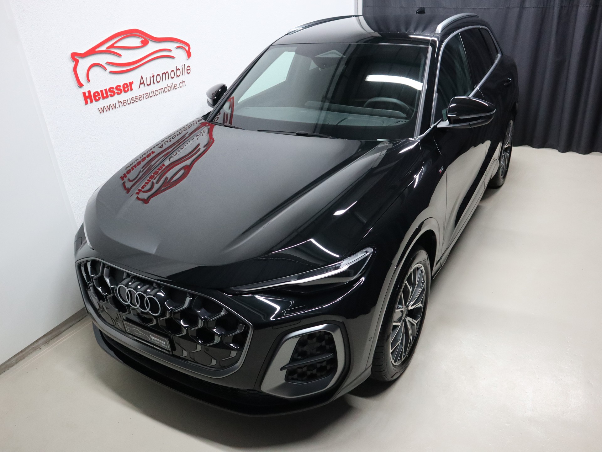 AUDI Q5 TDI quatto 150 kW S-tronic S Line Edition - Navi - MMI Beifahrerdisplay - Matrix LED - Keyless - 360° Kamera - 204 PS-image-2