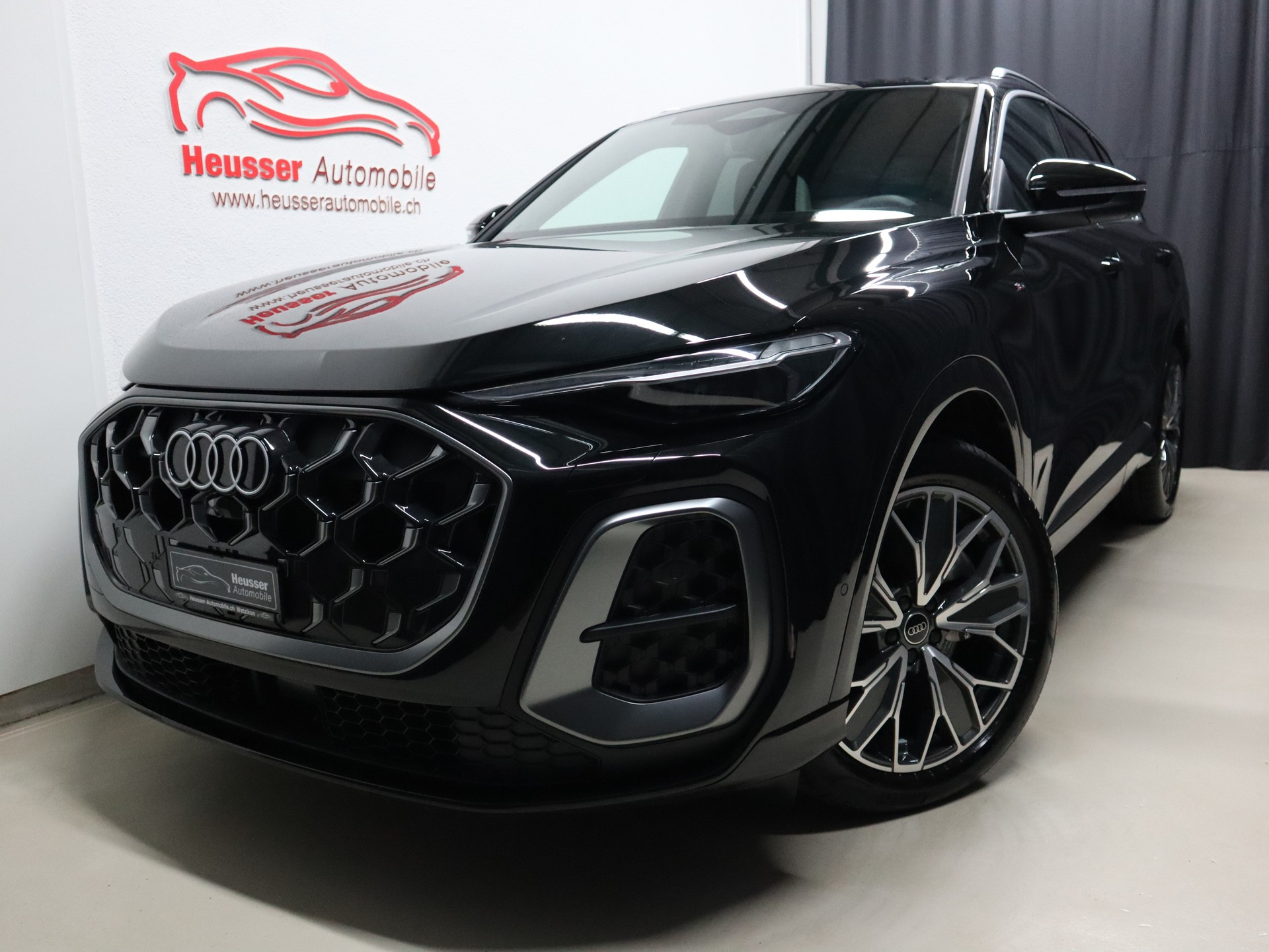 AUDI Q5 TDI quatto 150 kW S-tronic S Line Edition - Navi - MMI Beifahrerdisplay - Matrix LED - Keyless - 360° Kamera - 204 PS-image-0