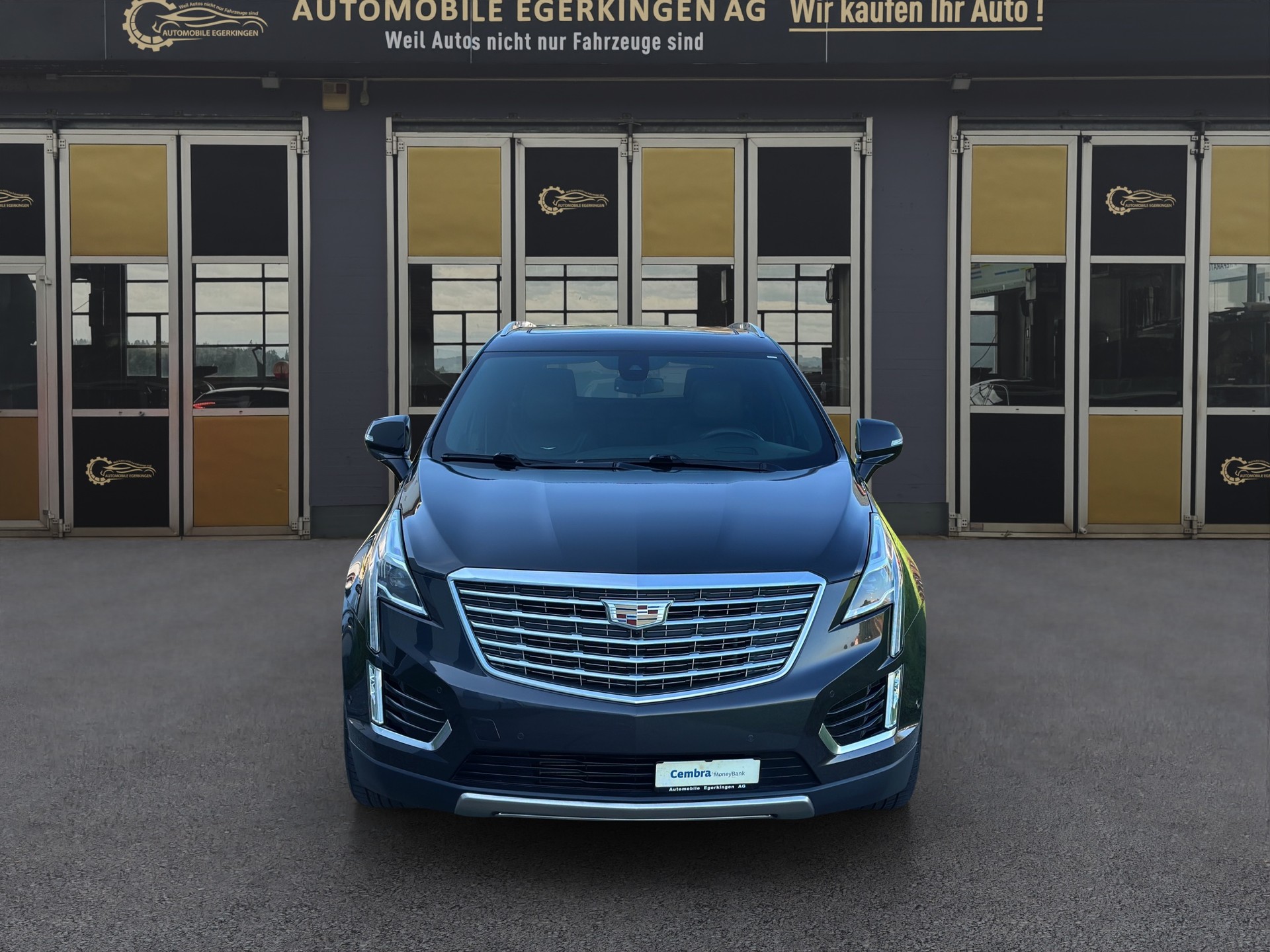 CADILLAC XT5 3.6 V6 Platinum AWD-showroom-element-1