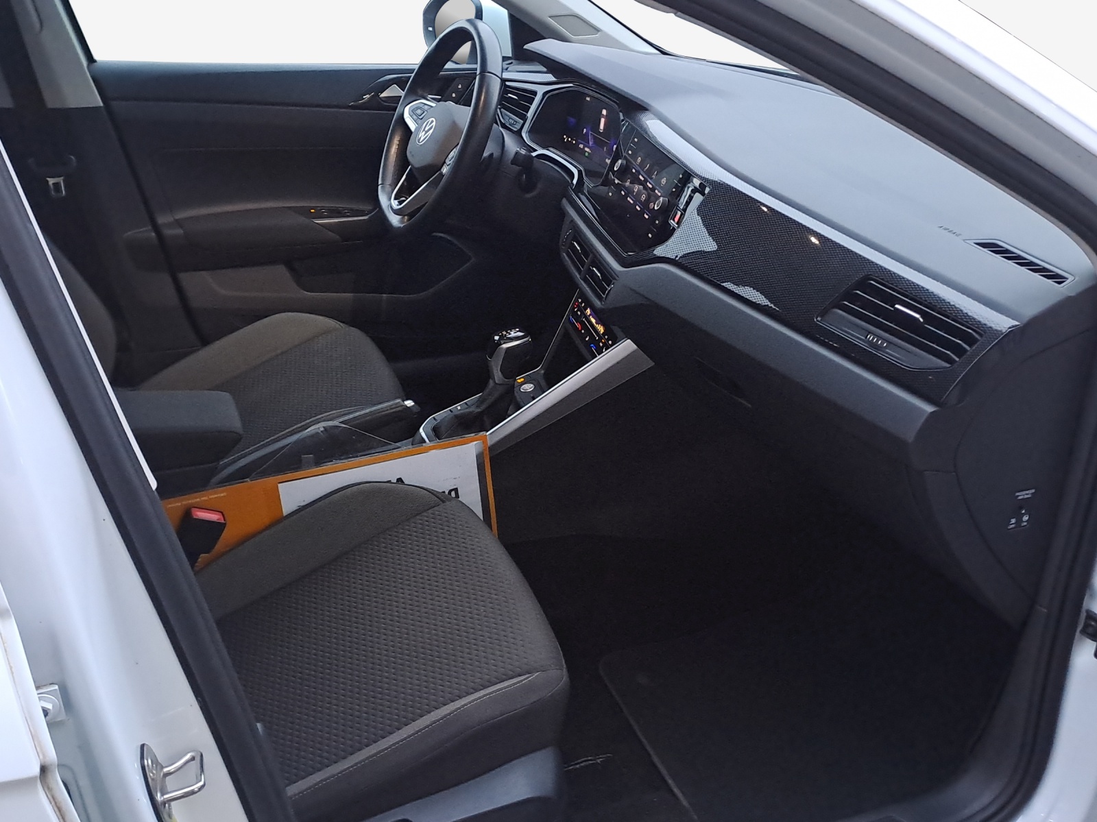 VW Taigo 1.0 TSI Life DSG-image-13