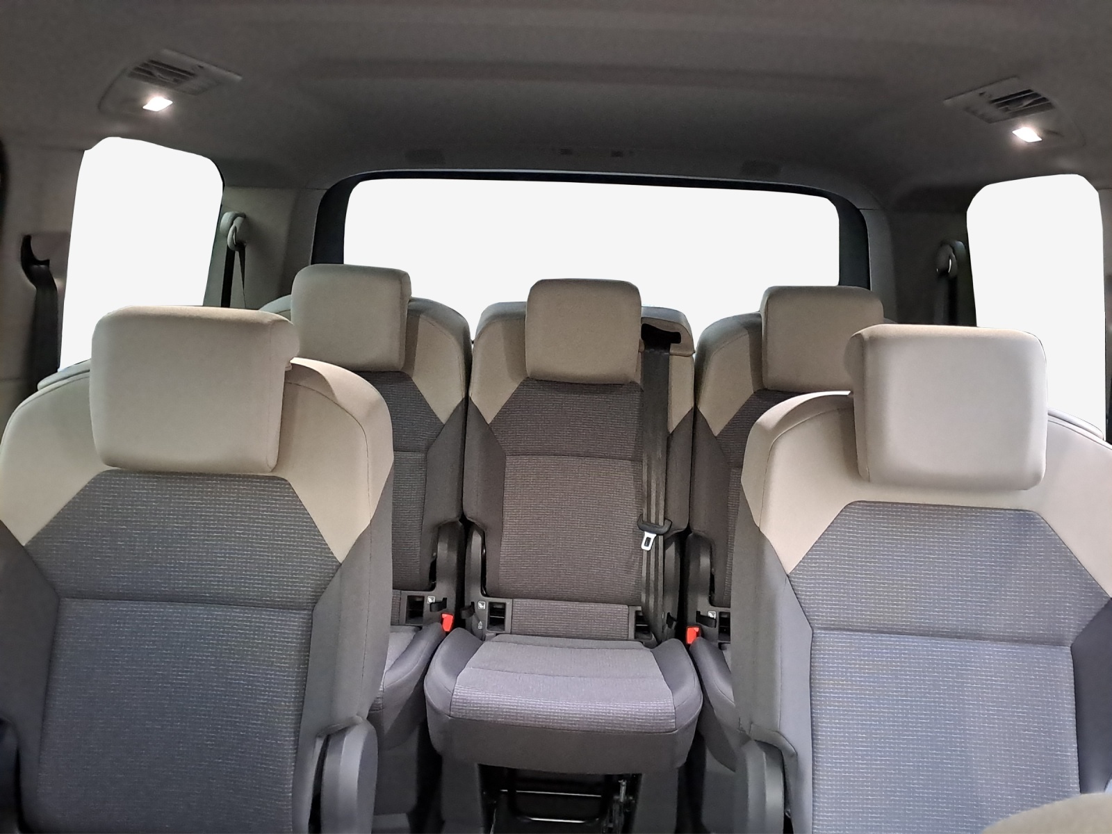 VW Multivan 2.0 TDI Liberty DSG-image-10