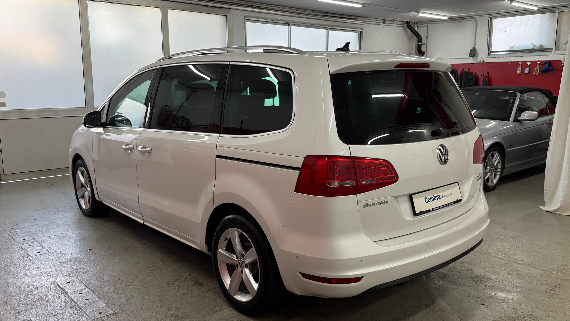 VW Sharan 2.0 TDI BlueMotion Technology Highline DSG, friach ab MFK & Service, 8fach Berädert, 7 Plätze, DAB, BT, Leder, Garantie-image-5